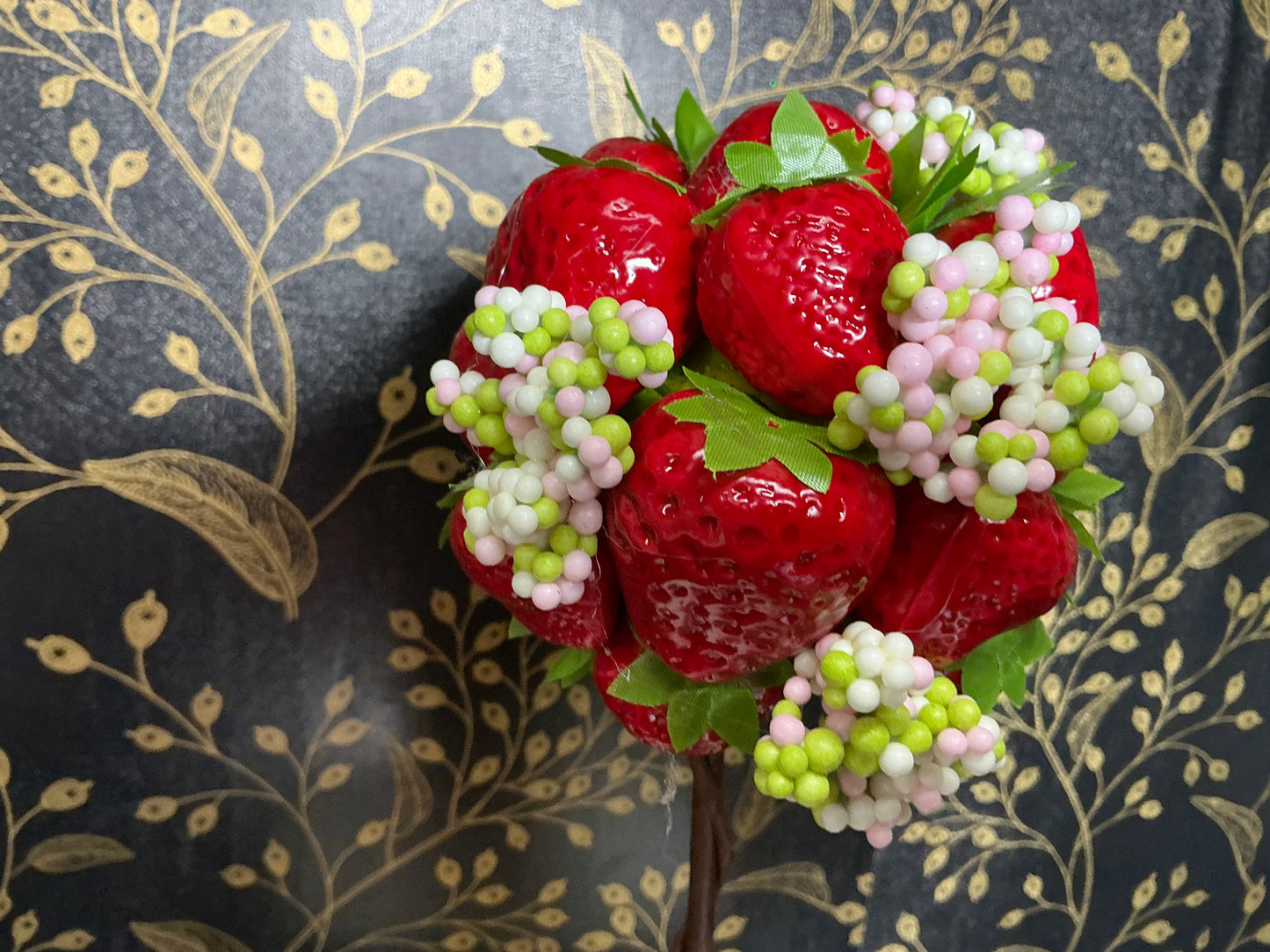 Strawberry Pom Pom Tree - 63986RD