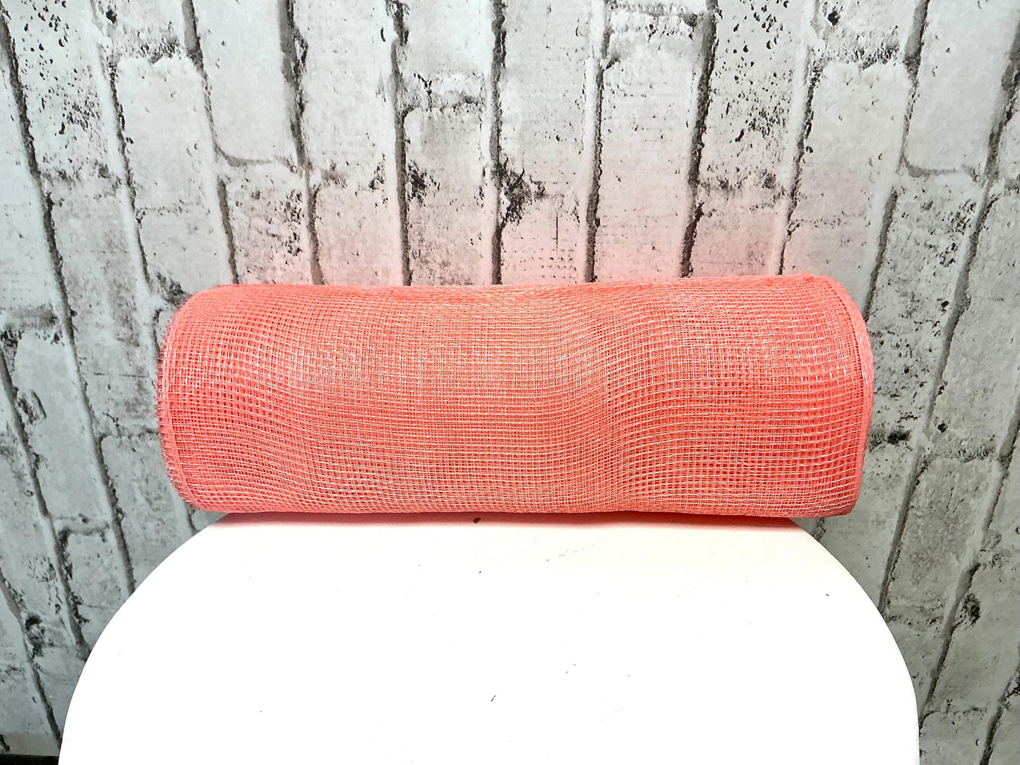 Coral Mesh, 10”x10YD, RE130259