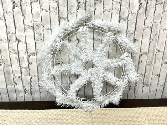 White wreath base, XX748827