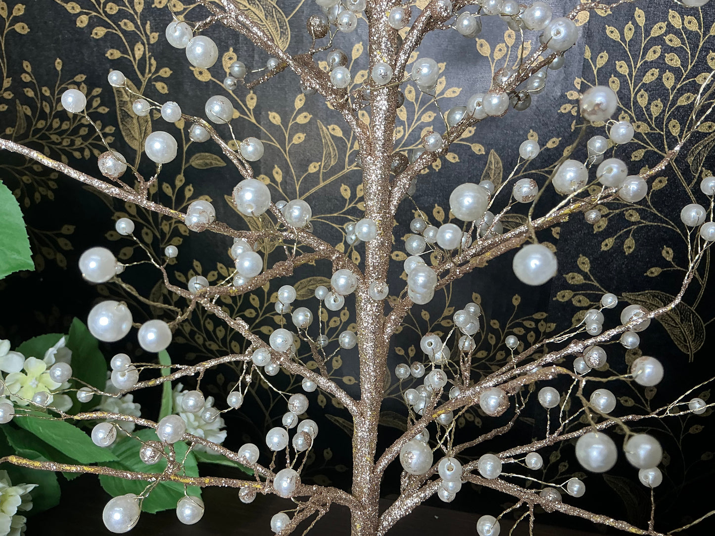 Gold and Pearl Tree, 3817593