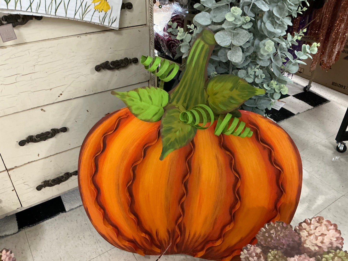 Large ribbon Pumpkins, Round Top Collection