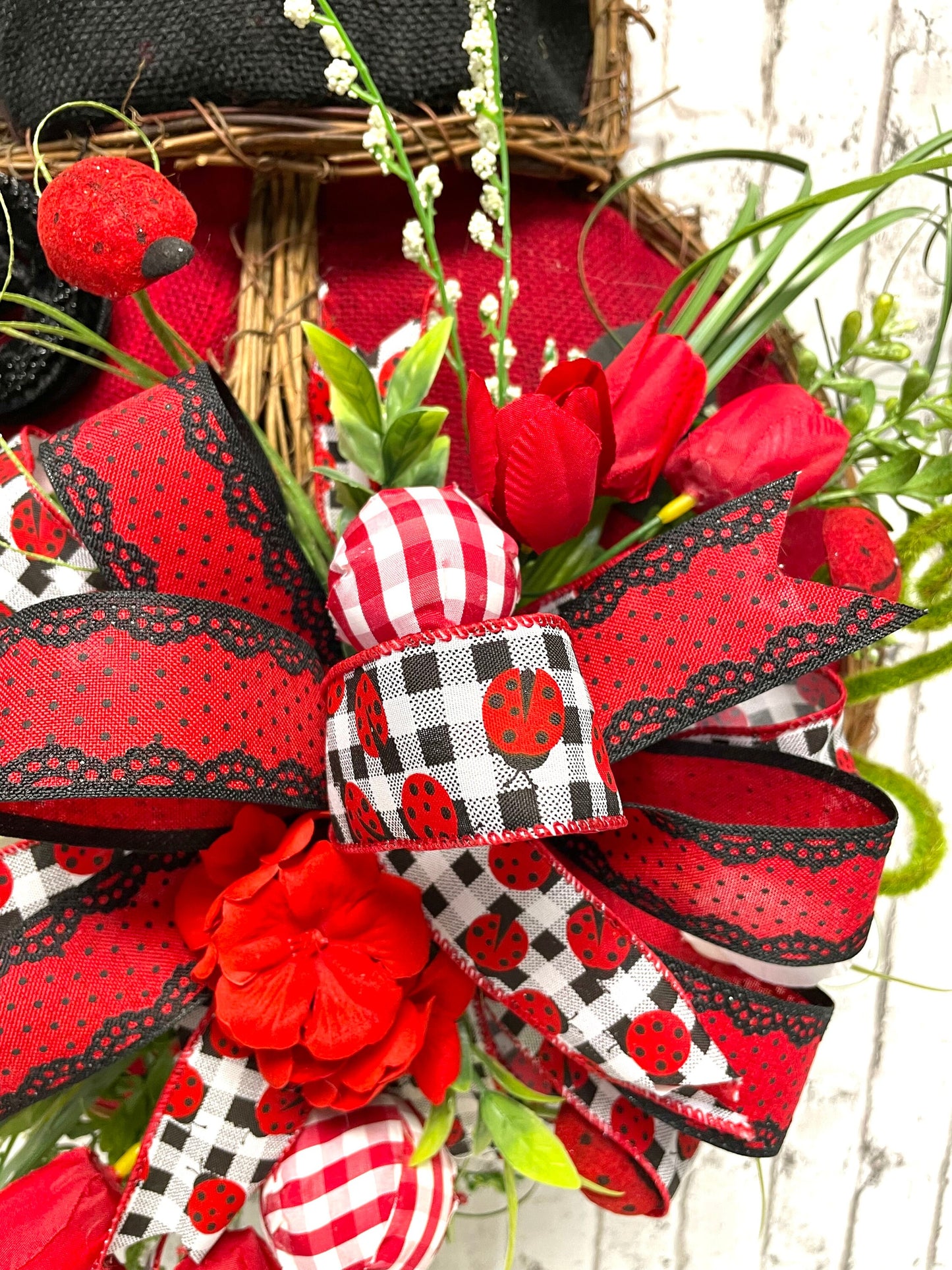 Lady bug grapevine wreath, spring wreath, summer wreath, spring door hanger, summer door hanger, lady bug decor, shipping included