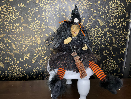Halloween witch shelf setter, MTH13416
