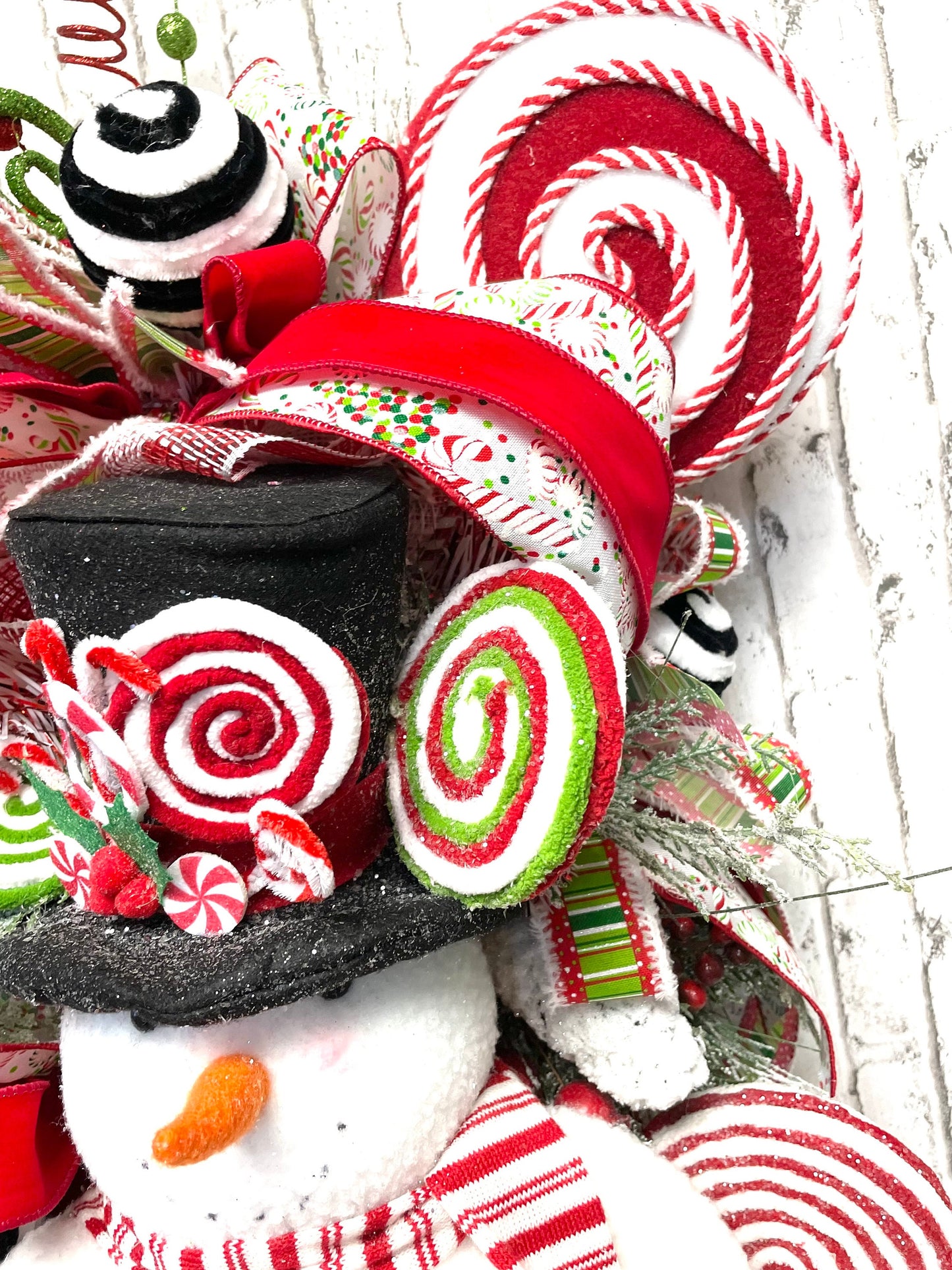 Snowman swag, Christmas swag, Christmas decor, snowman decor, snowman wall decor, whimsical snowman swag, shipping included