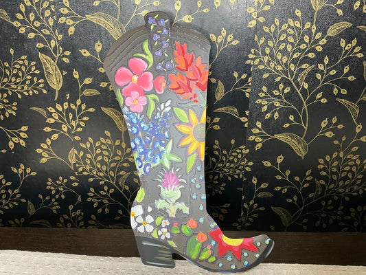 Wildflower Boot - Round Top Collection