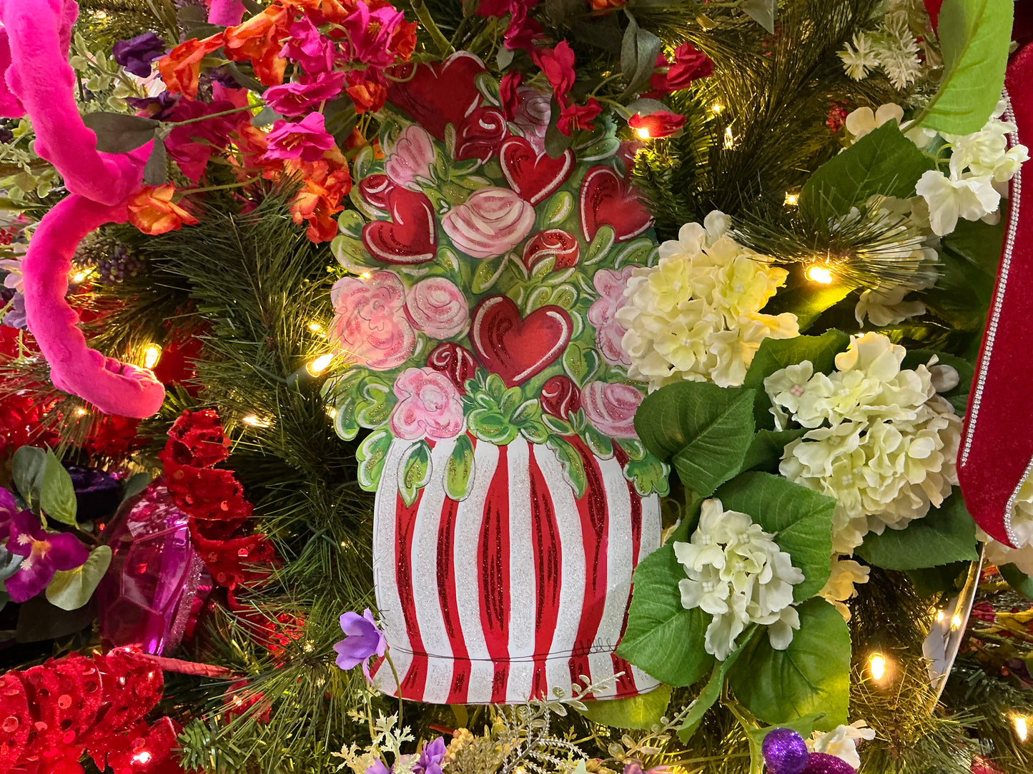 Large Flower Bouquet - Round Top Collection