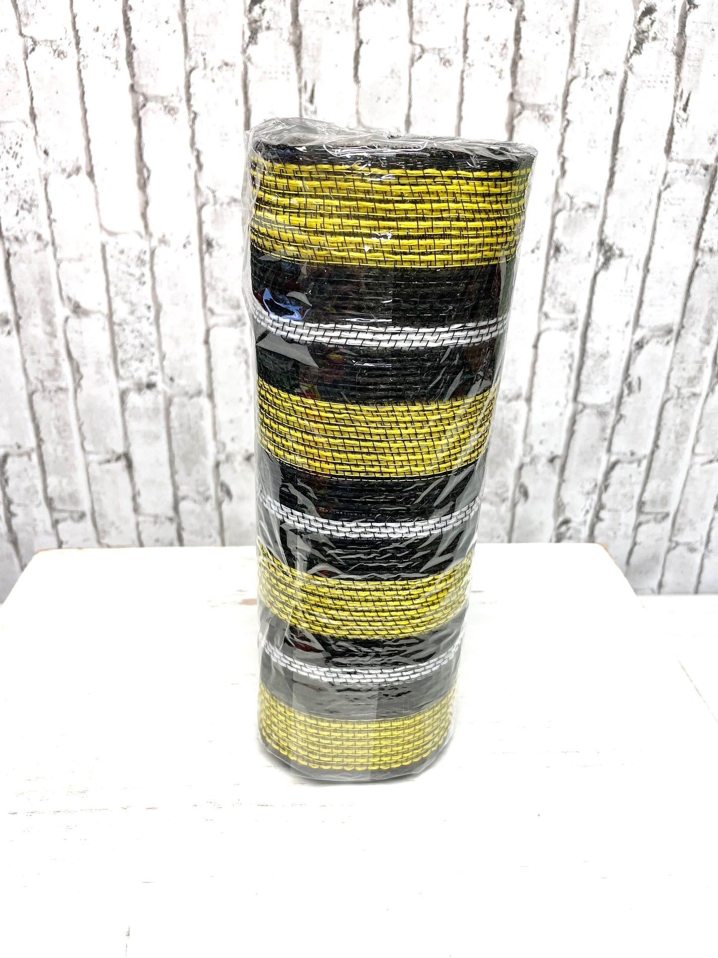 Yellow black mesh, bee theme mesh, RY8327J9, plaid mesh, black and yellow plaid mesh