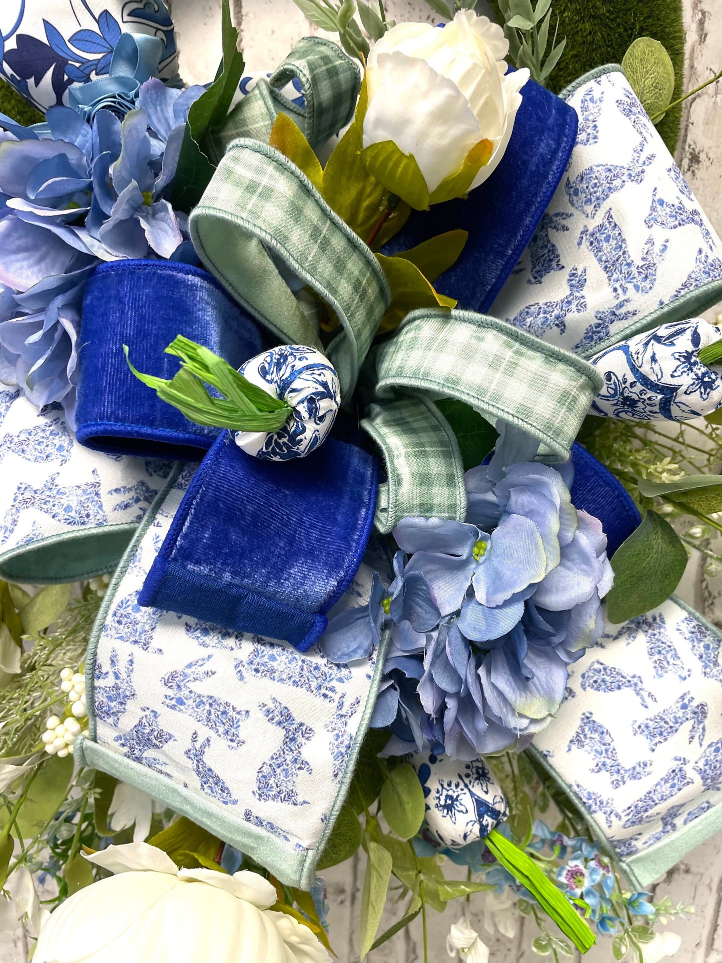 Easter wreath, bunny wreath, Easter decor, bunny decor, blue toile wreath, Easter gift, Easter door hanger, gift, shipping included in price