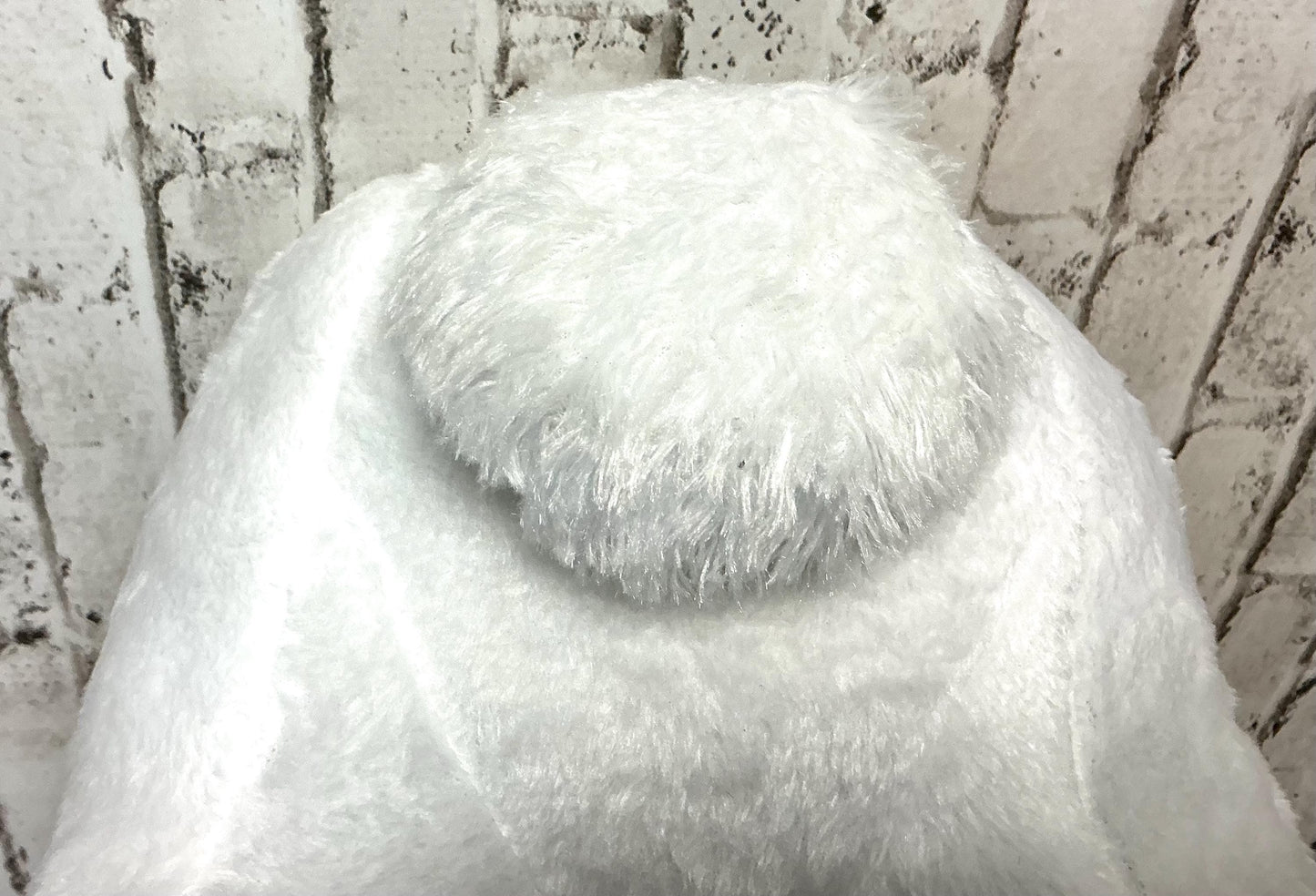 White Bunny Butt with Pink Feet and 2 Ears, 25”x12”, HE7115