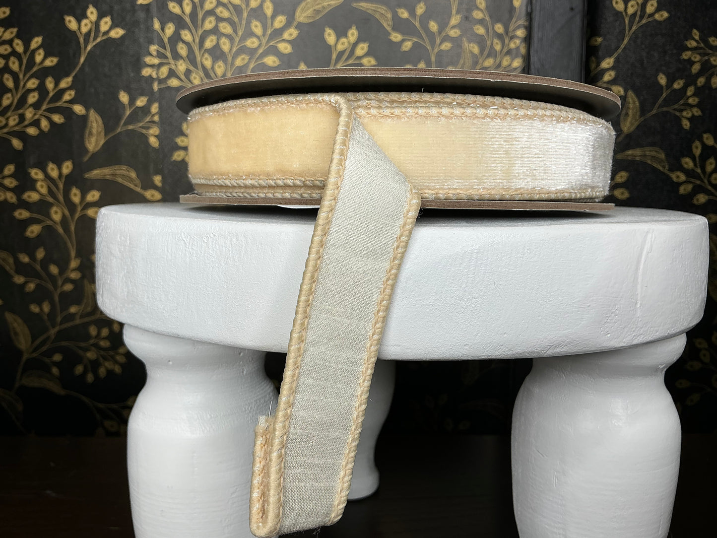 Cream Velvet Luster Ribbon - Vickerman