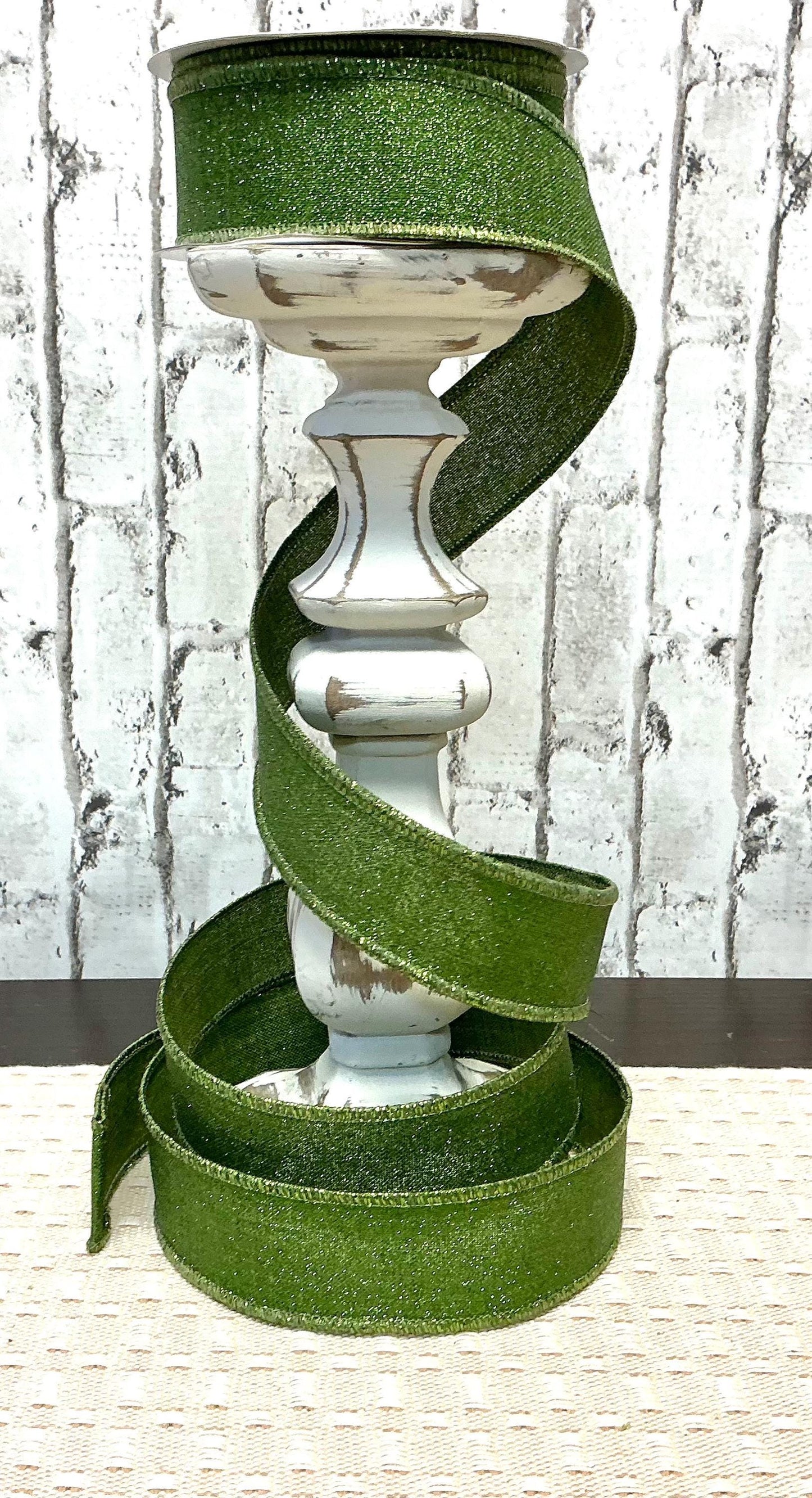 Moss Green Shimmer Ribbon, 1.5” x 10YD, Wired, RGE138052