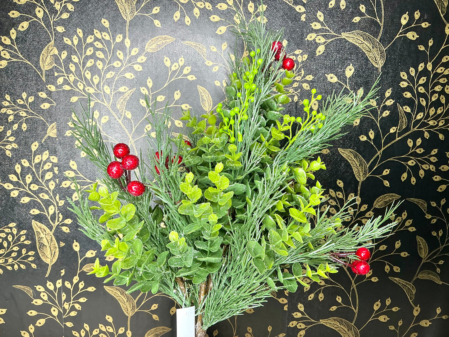 Hand Wrapped Pine Spray, 85289