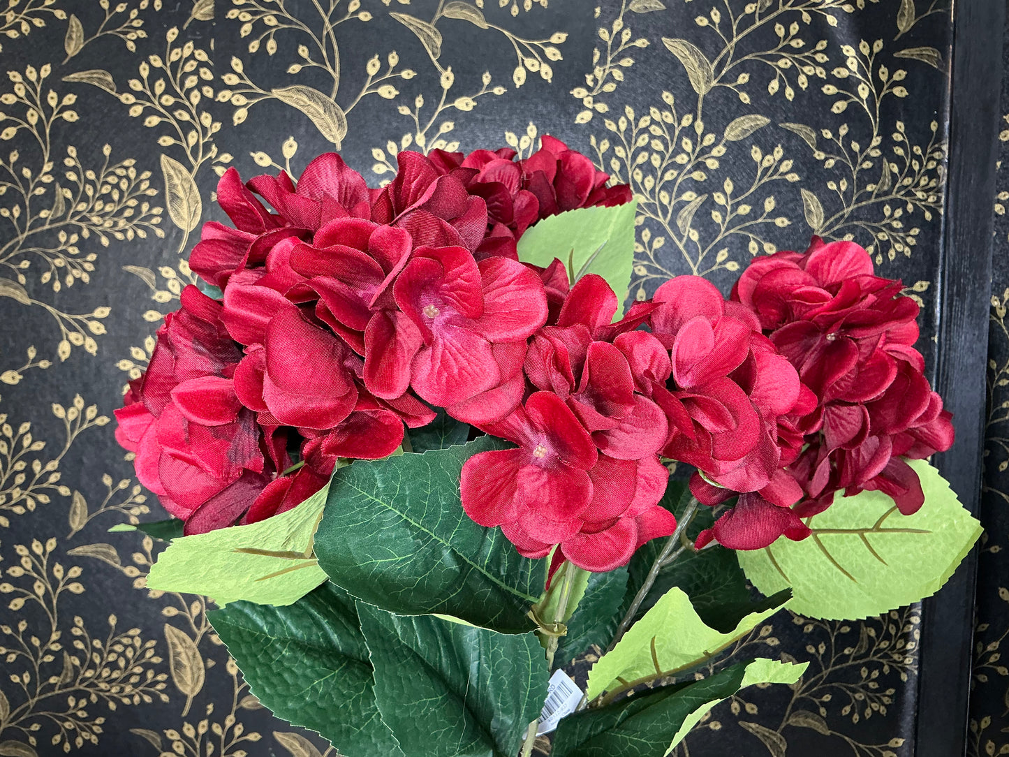 Red Hydrangea Bush - 80312-RD