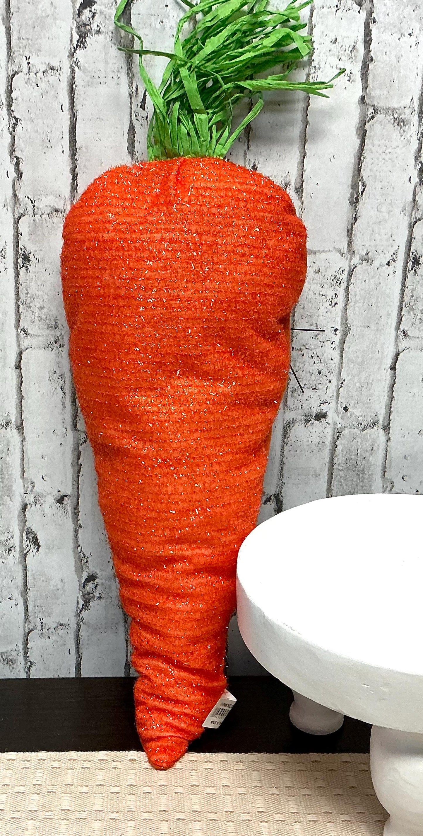 Plush Carrot Wreath Attachment, 24”x18”, HE7247