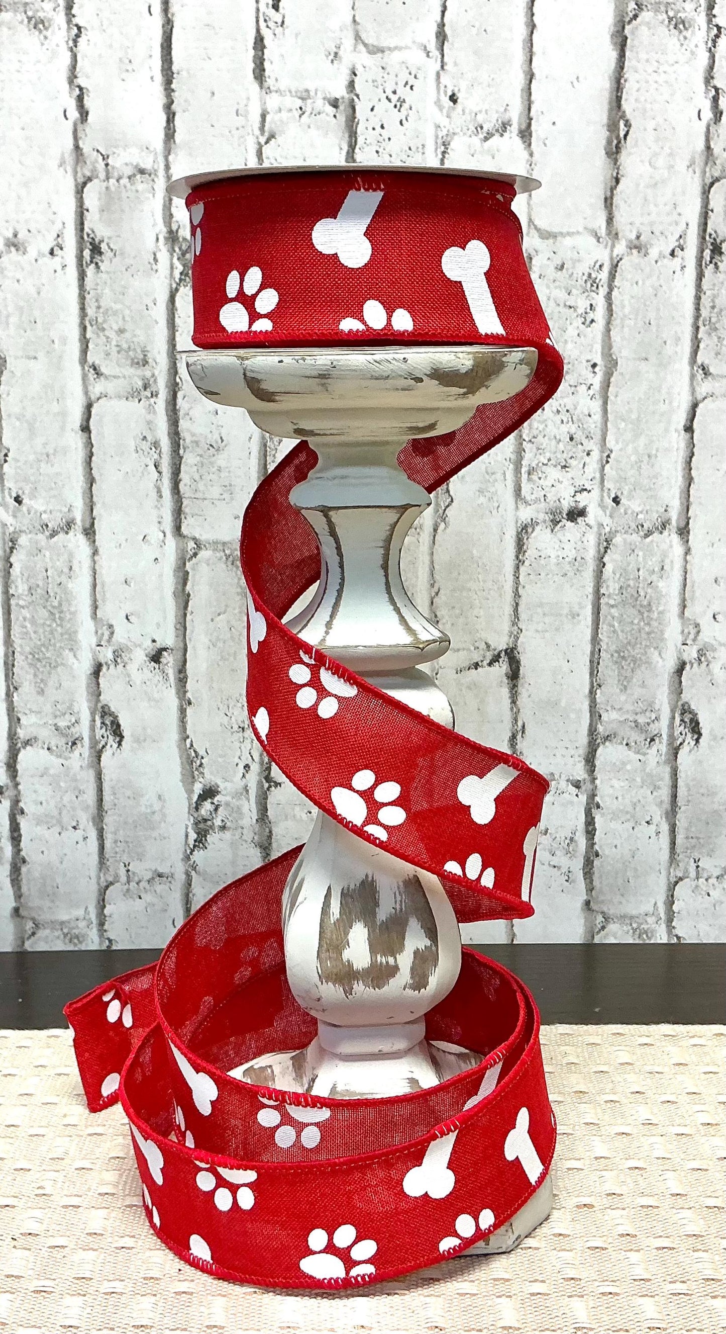 Paw Prints with bones ribbon, Red and White, Wired, 1.5” x 10YD, RGA115324