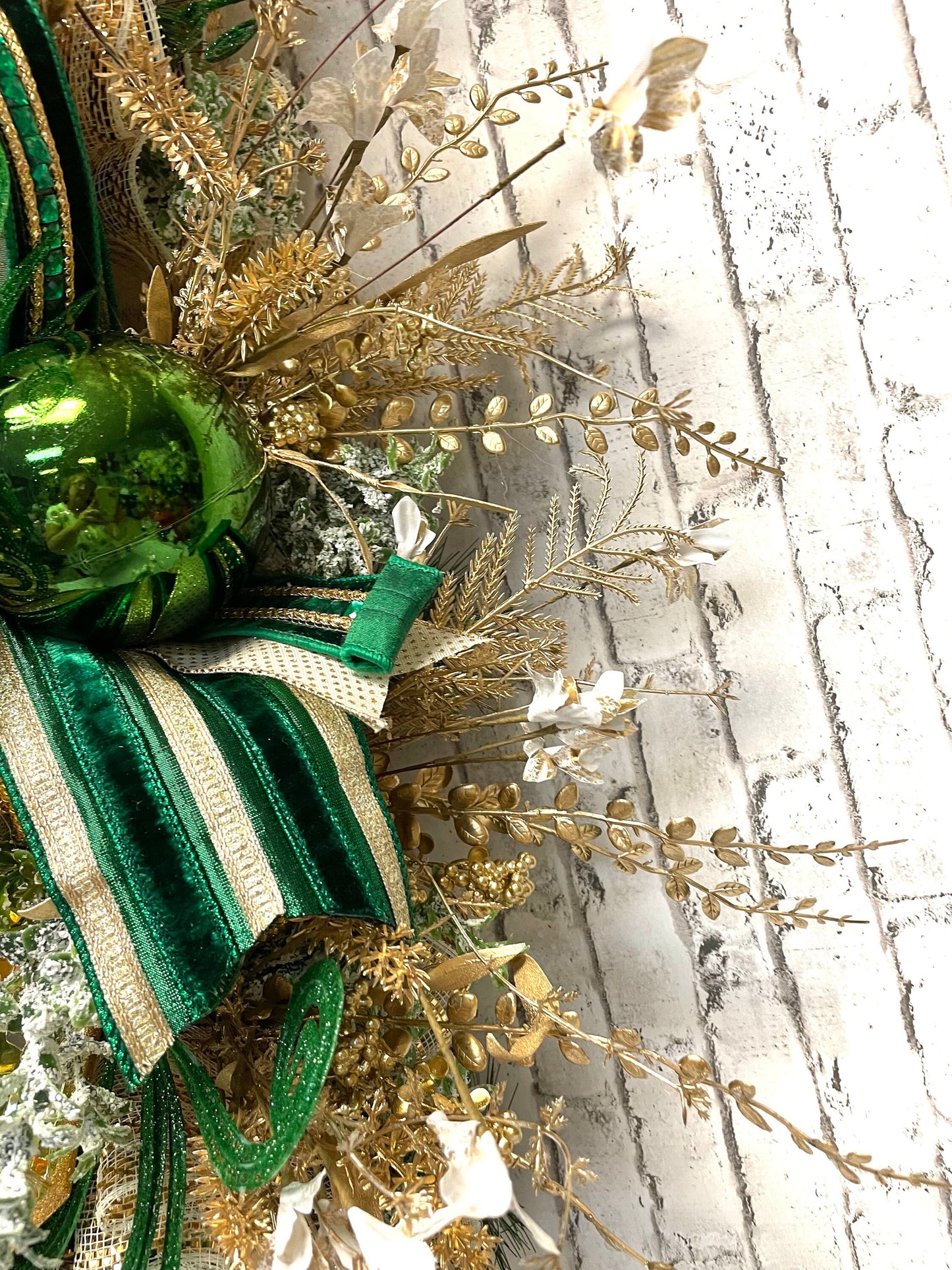 Emerald green Christmas swag, green and gold Christmas swag, Christmas swag, elegant glam  swag, free shipping.