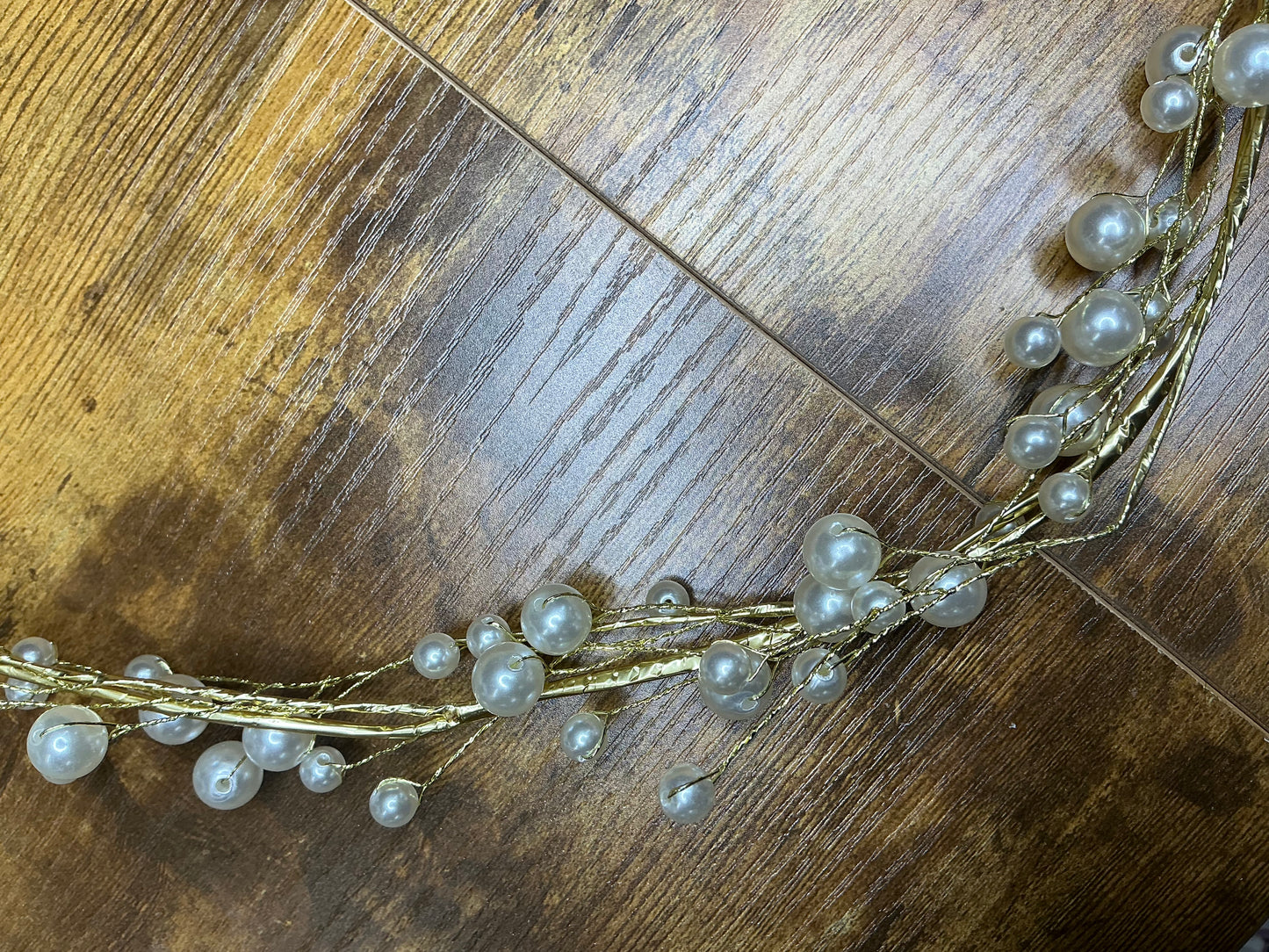 Pearl and gold garland, XA346-WGO