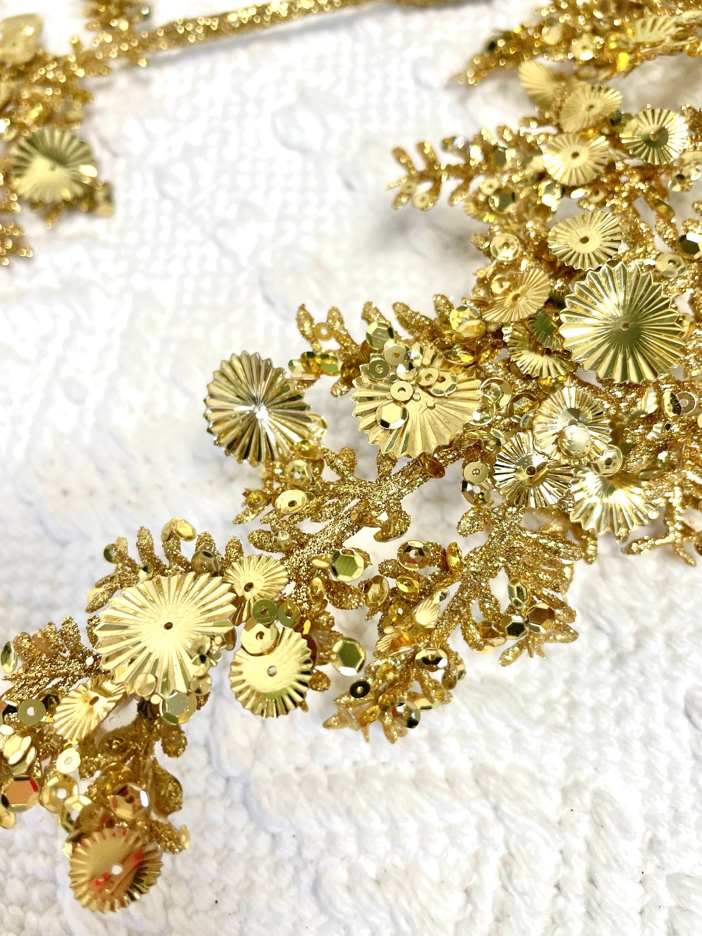 Gold glitter juniper spray, 201608