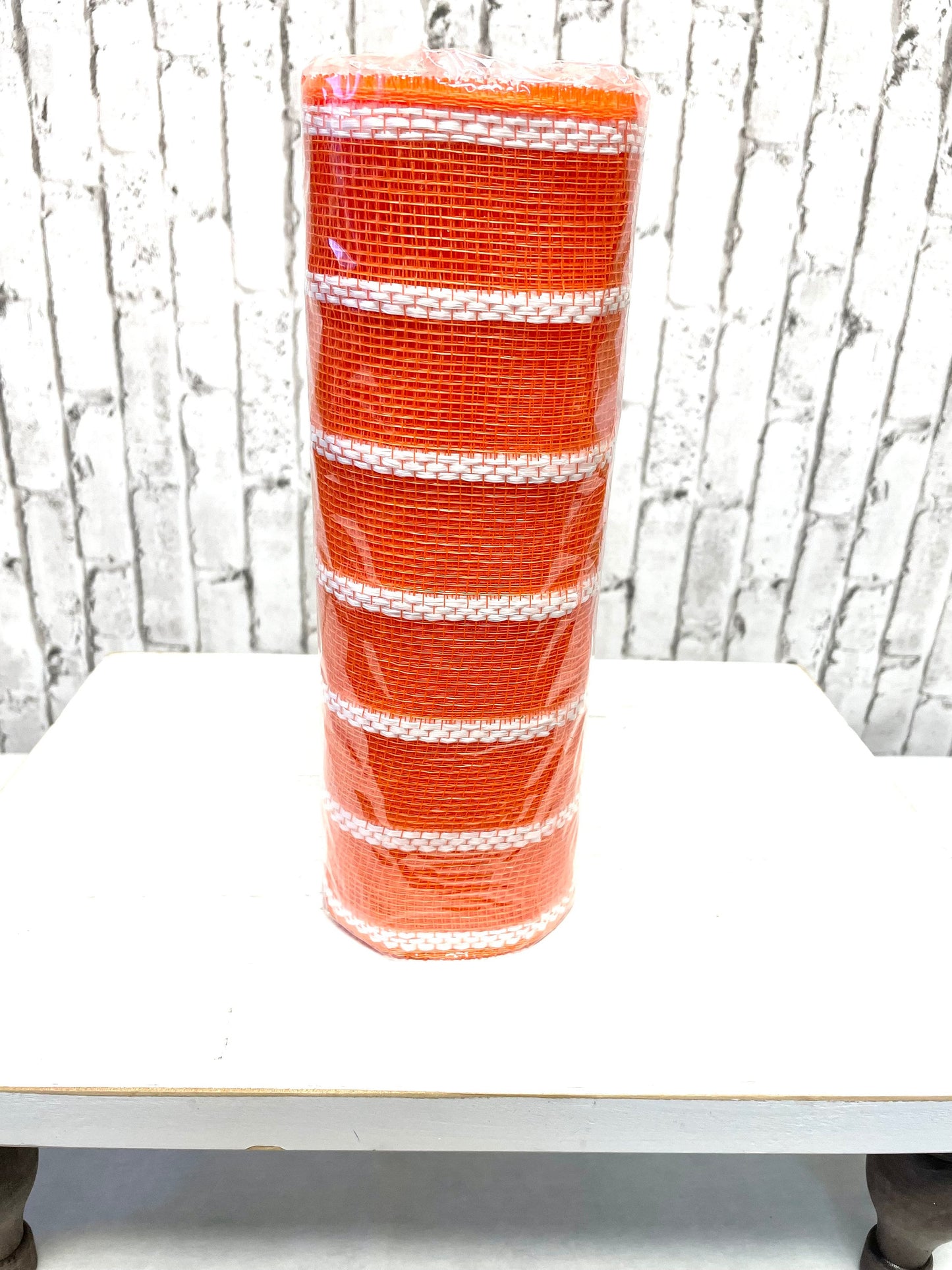 Orange mesh with white stripes, RE8903JJ