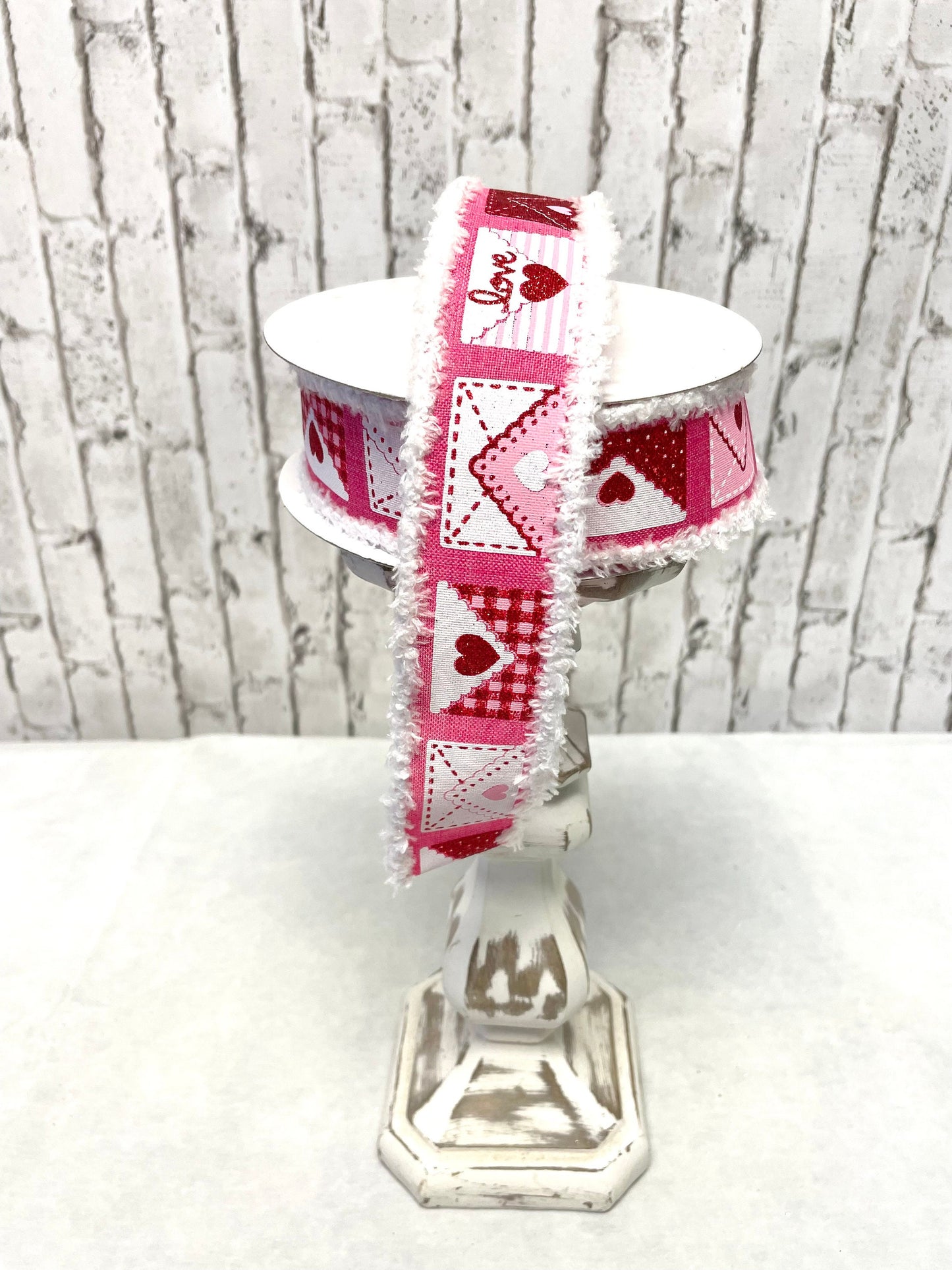 Valentines Day love letter ribbon with drift edge, RGO813311