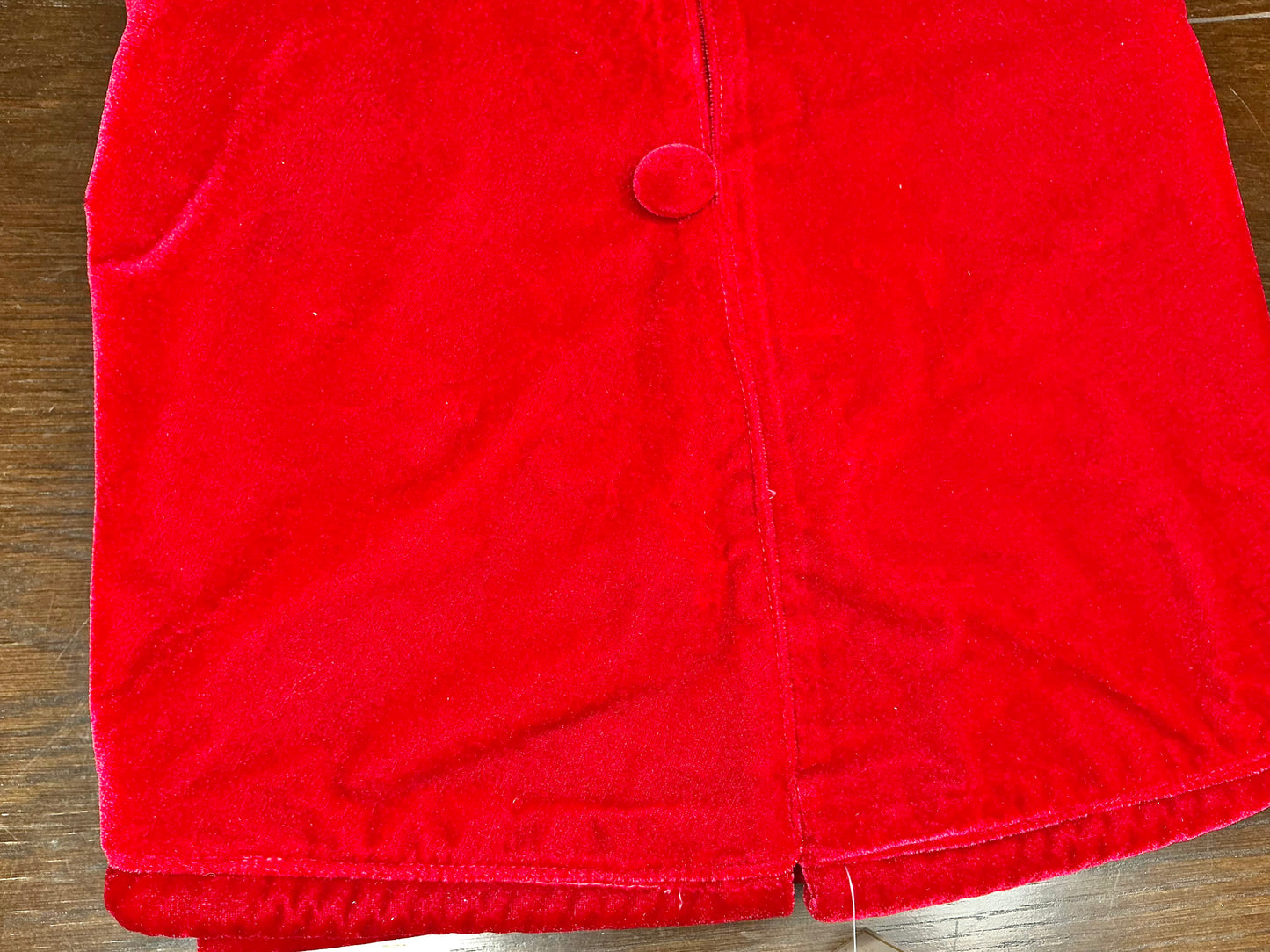 Red velvet tree skirt, d stevens, 18-3231