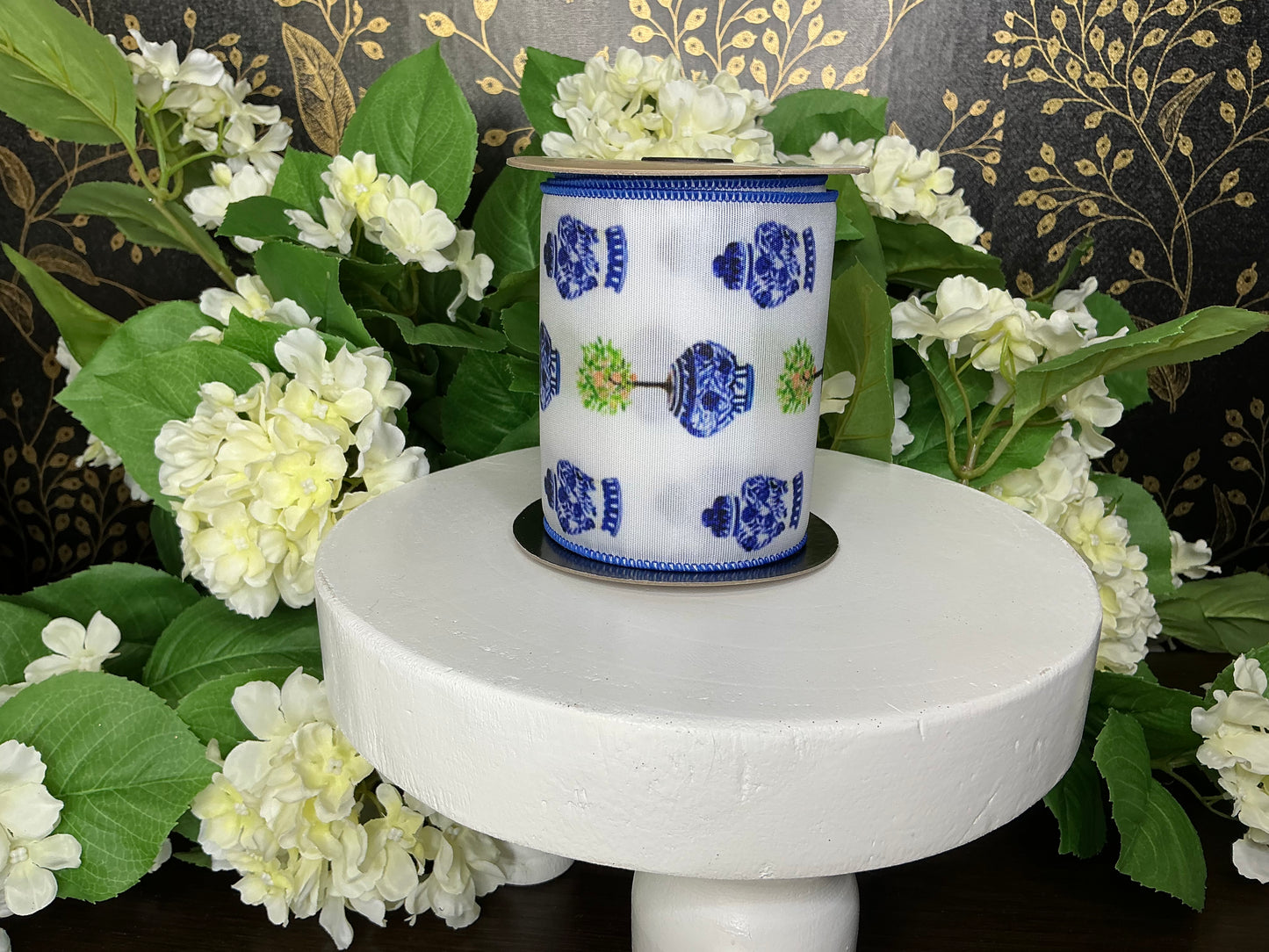Chinoiserie urn ribbon, d stevens, 09-4280