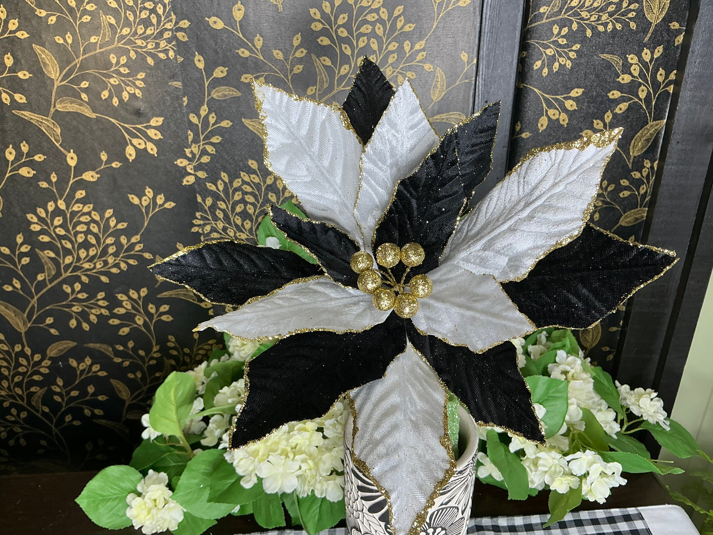 Black/White/Gold Poinsettia Stem