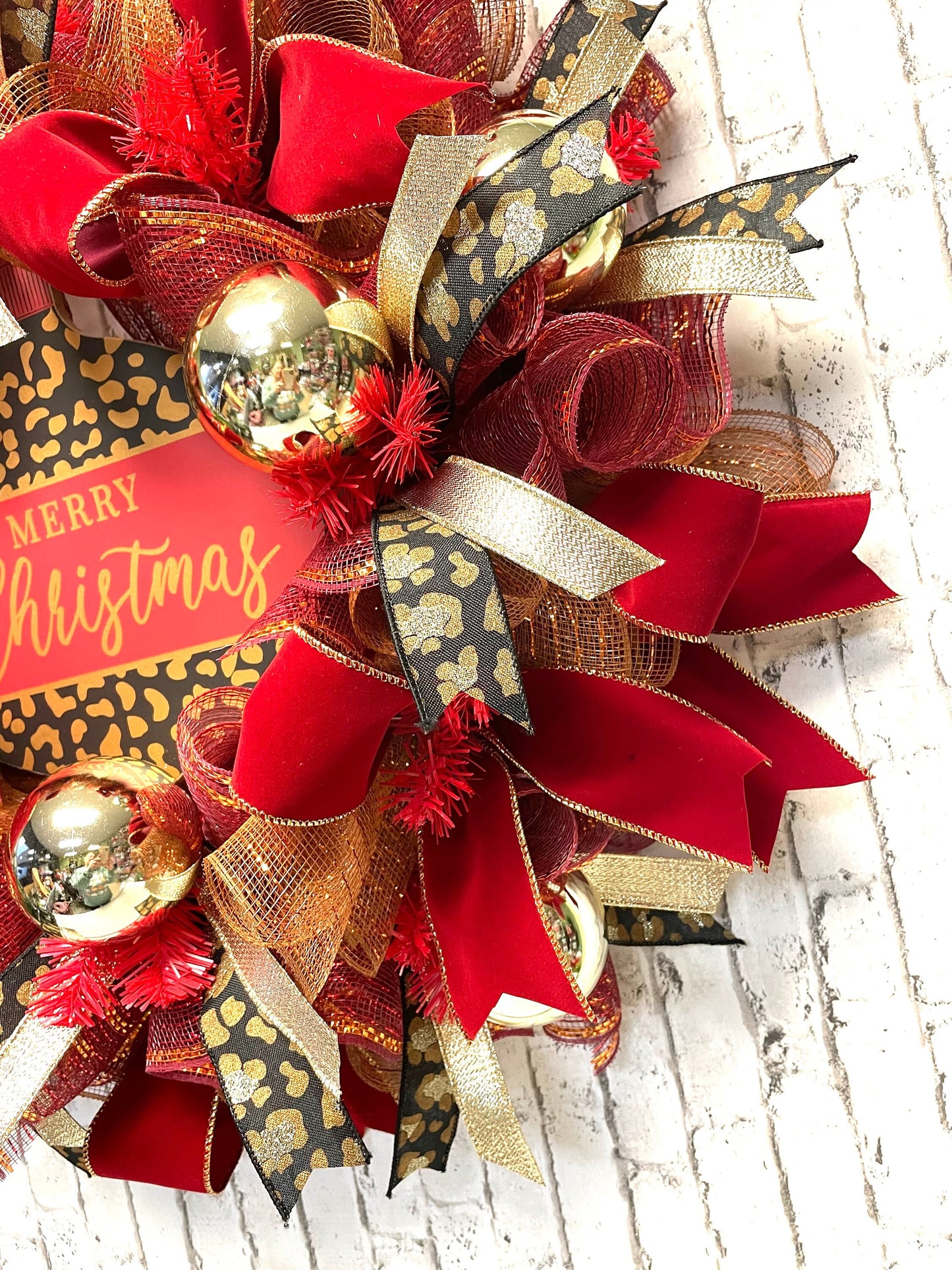 Christmas wreath, Christmas wreath with leopard, Christmas wreath with cheetah,  Christmas mesh wreath, free shipping