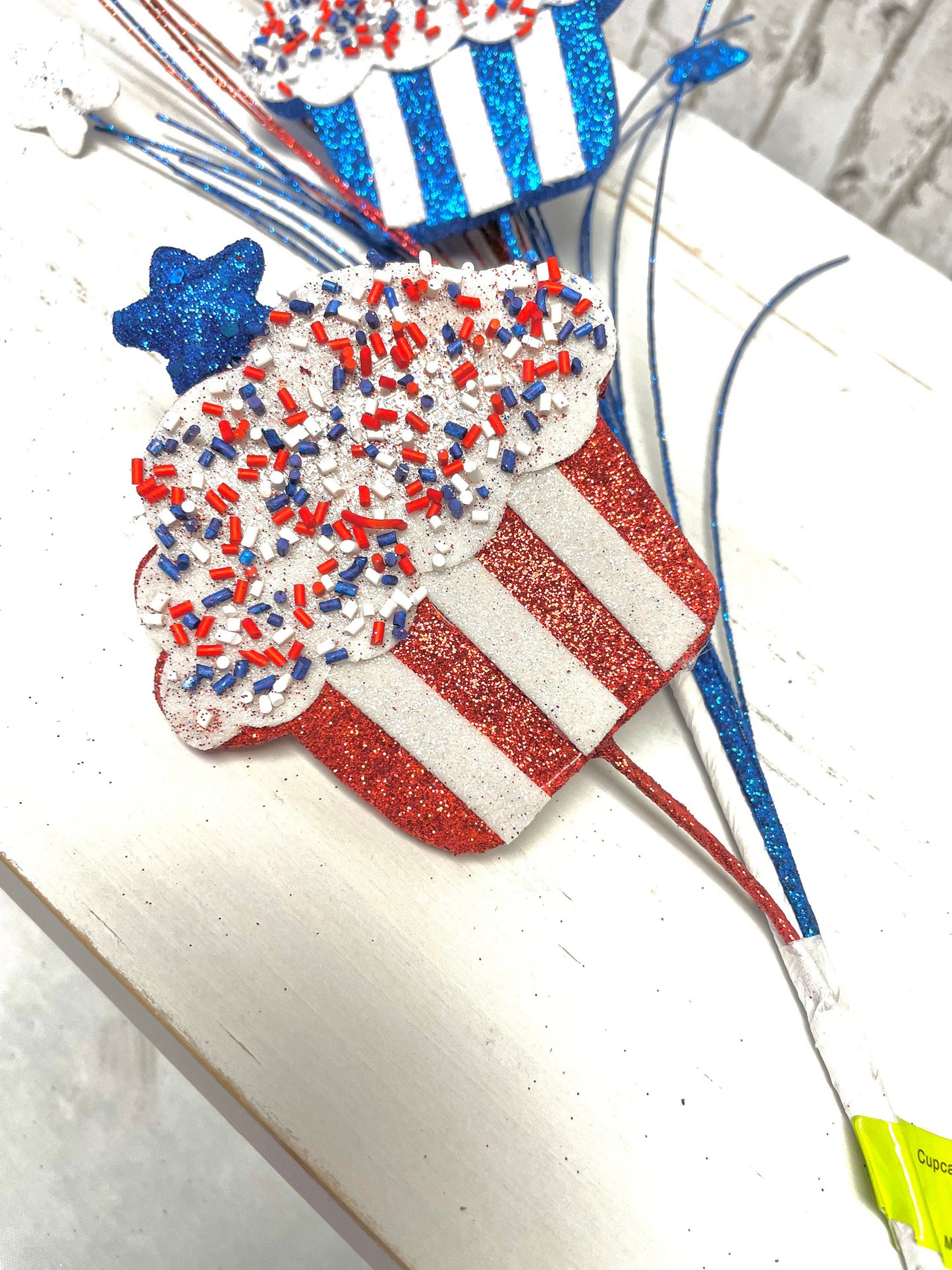 Patriotic cupcake spray, 74237RWB