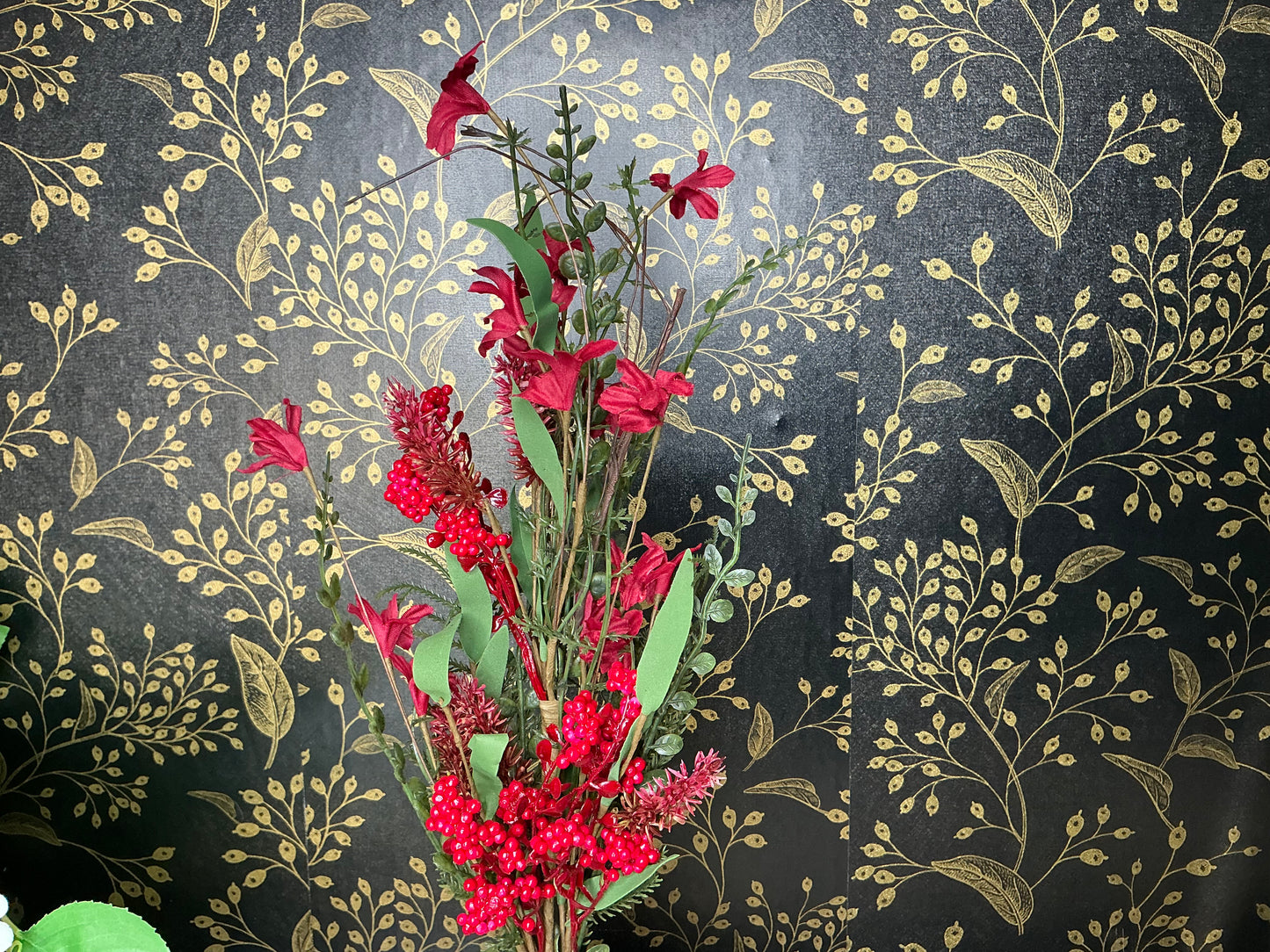 Mixed Christmas Filler spray, Red, 63526-RD