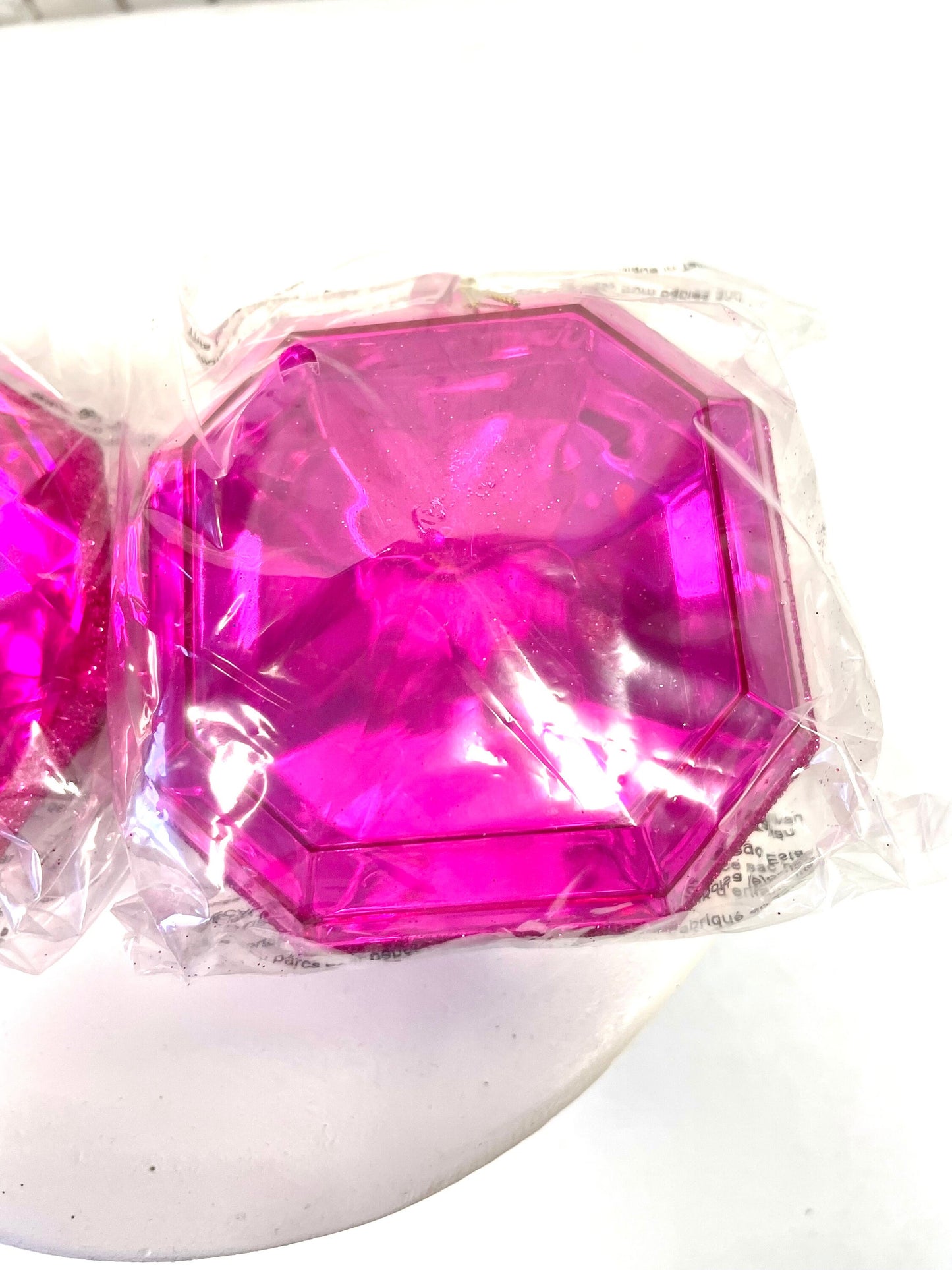 fushia two pack 4 inch jewels, MTX67413, hot pink two pack 4 inch jewels,hot pink/fushia round/square small 4 inch double pack jewels.