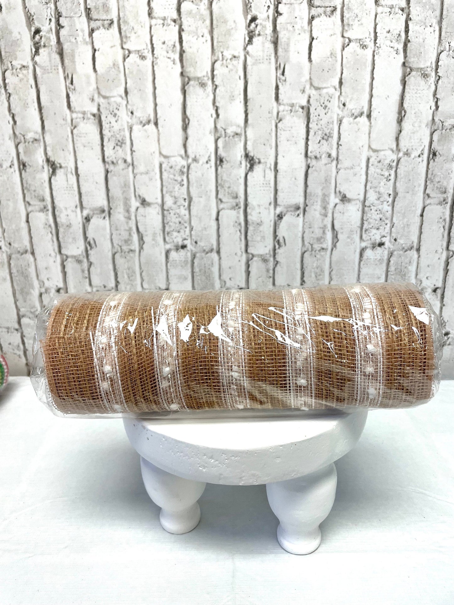 burlap mesh with white drift stripes, RY820948, jute mesh, natural burlap mesh with white drift stripes.