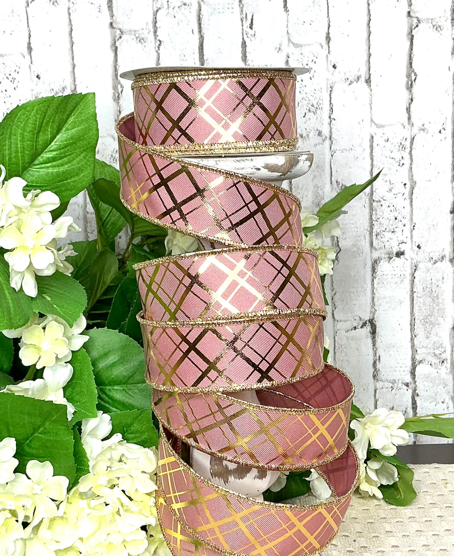 Pink with gold lines Ribbon, RGE1673R6
