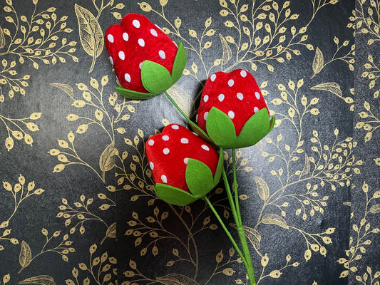 Strawberry pick - 63909RD