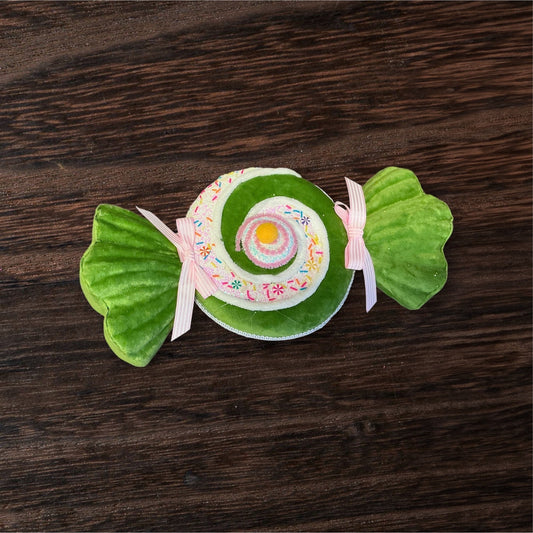 Green and White Candy, 15”, Mark Robert’s
