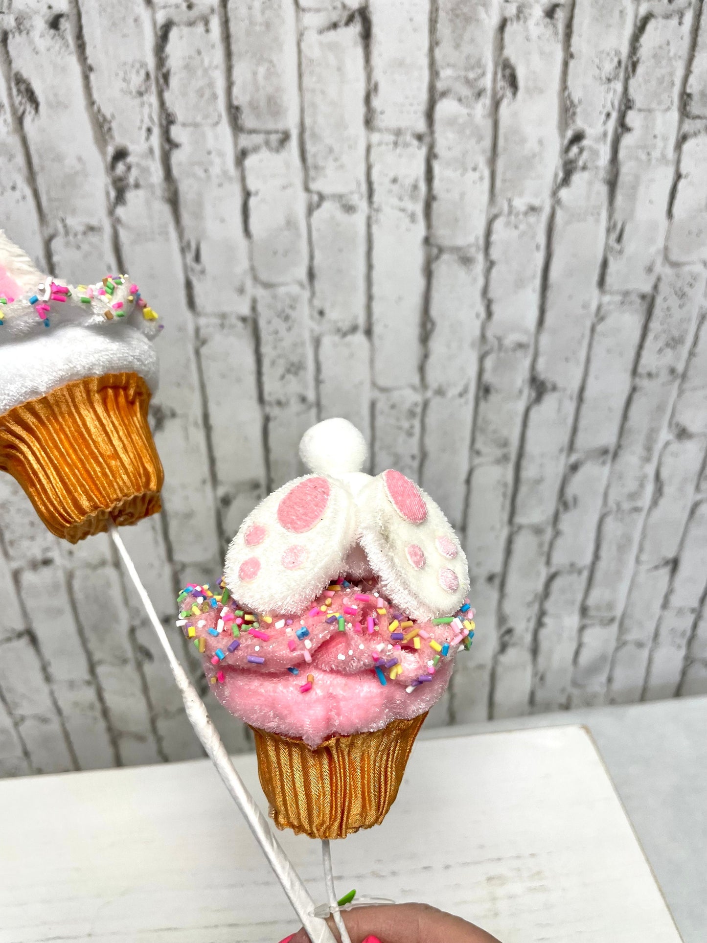 Easter bunny cupcake spray, 63421PK, bunny cup cake spray, Easter spray, cupcake spray, spring sweet cupcakes