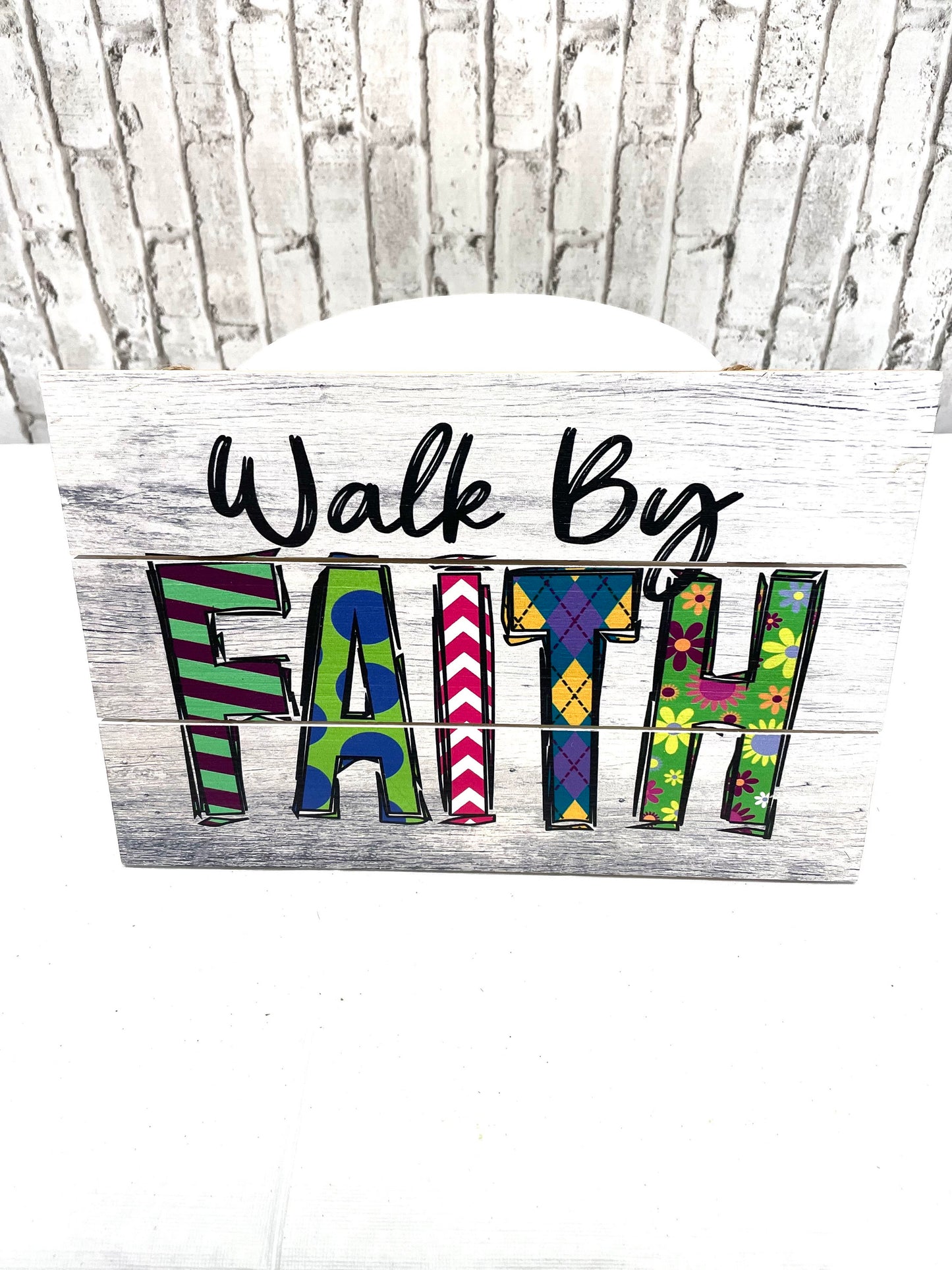 CM2125, faith sign walk by faith sign