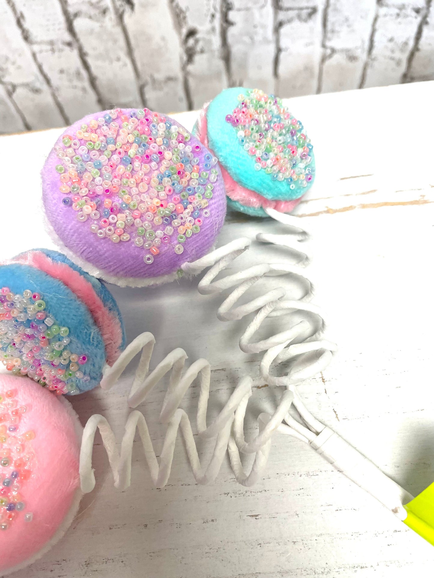Macaron pick, 63204MX, pastel Macaron pick with sprinkles, pastel sweet picks, Christmas pick, Easter pick, everyday Macaron pick