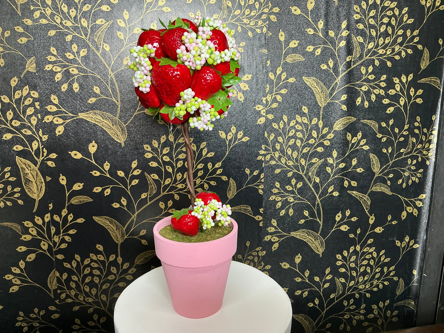 Strawberry Pom Pom Tree - 63986RD