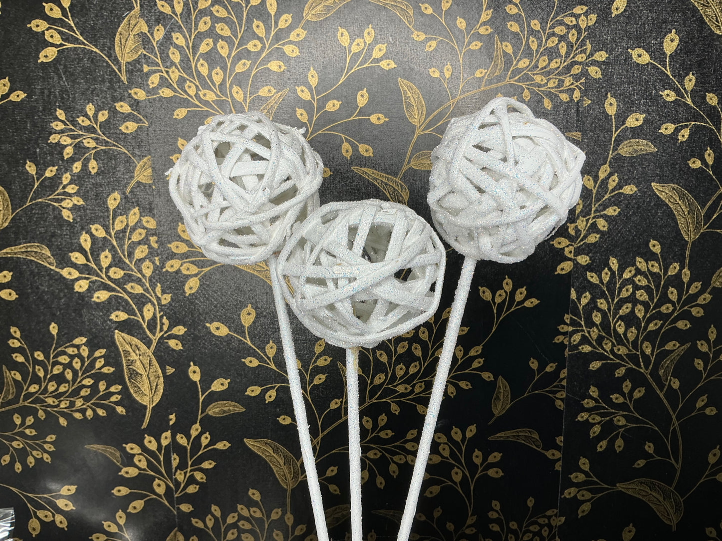 White with Sparkle Kambu Ball, Set of 3
