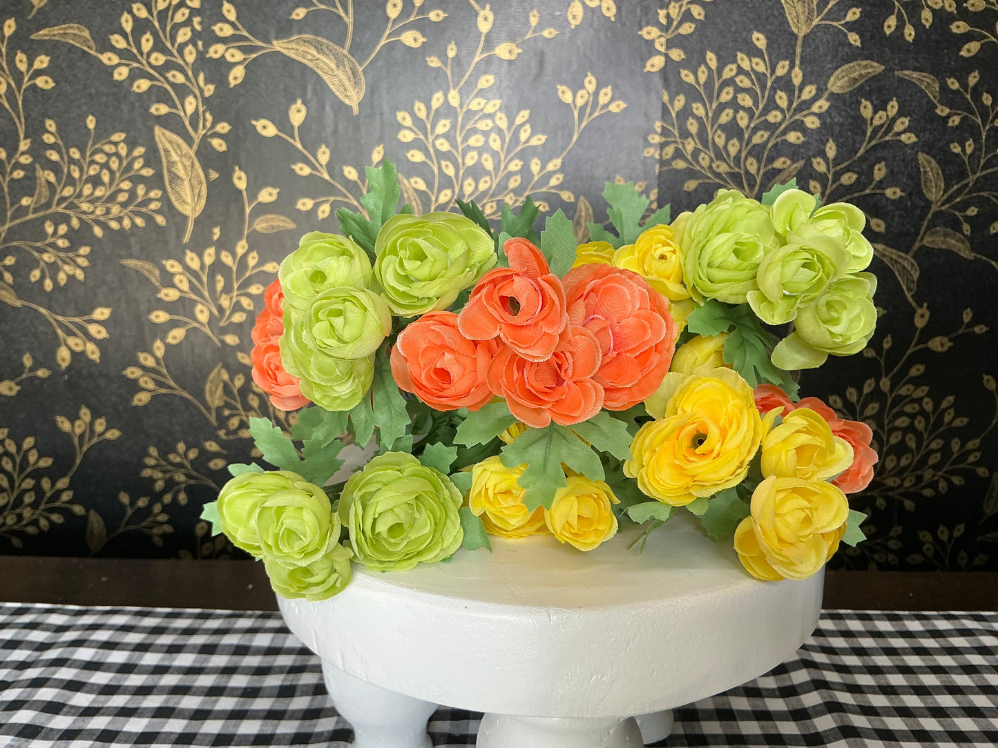 Mini Ranunculus Bush