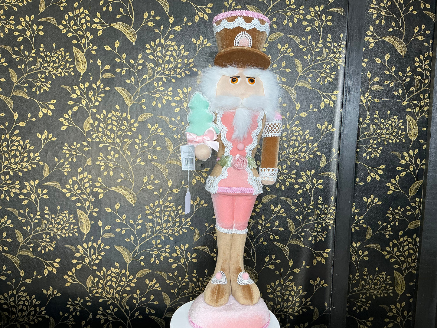 Pink Nutcracker, December diamonds, 08-00172