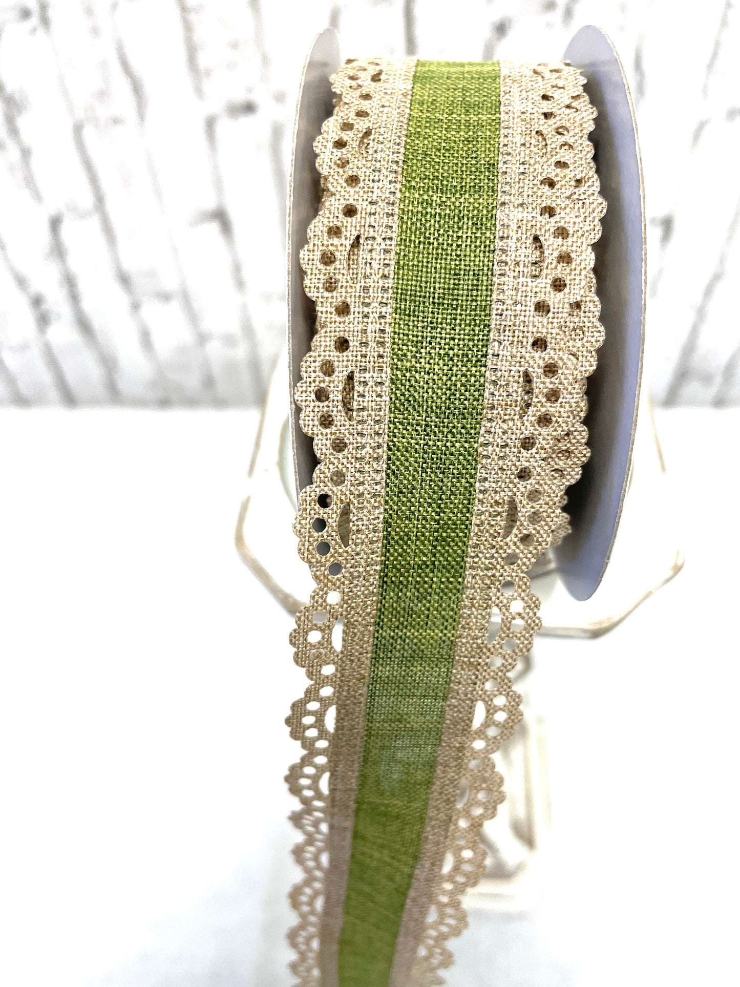 Everyday ribbon, RGA15414M, green scalloped edge royal burlap, spring ribbon, fall ribbon, green burlap ribbon