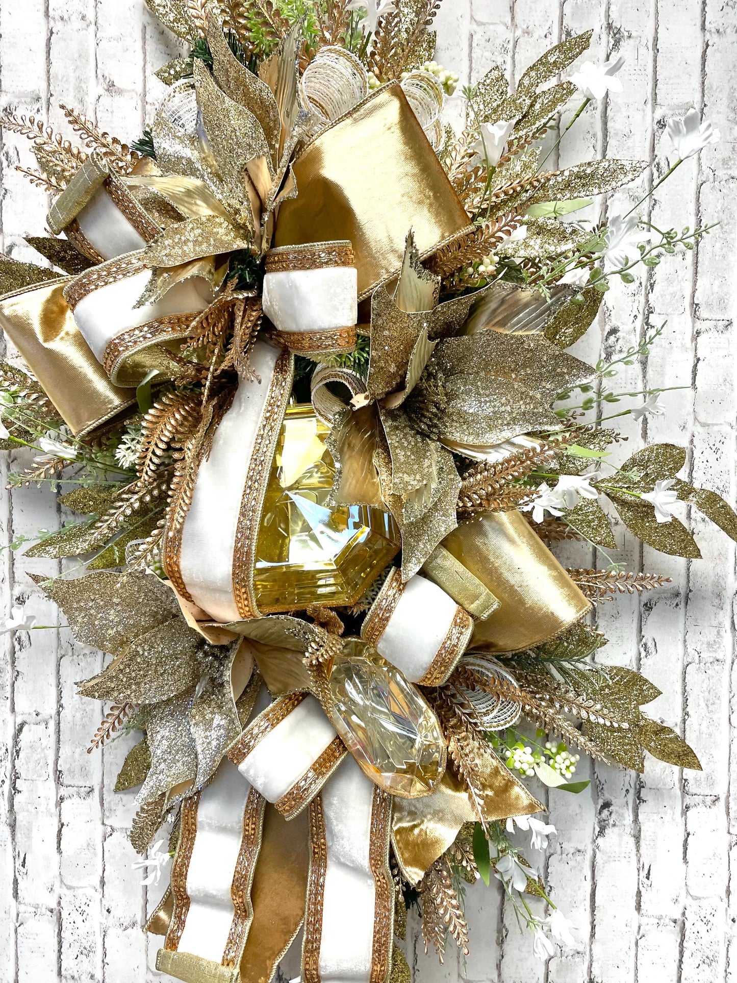 Gold and white glam jewel swag, glam Christmas swag, white and Gold glam Christmas swag, Christmas decor, shipping included in price