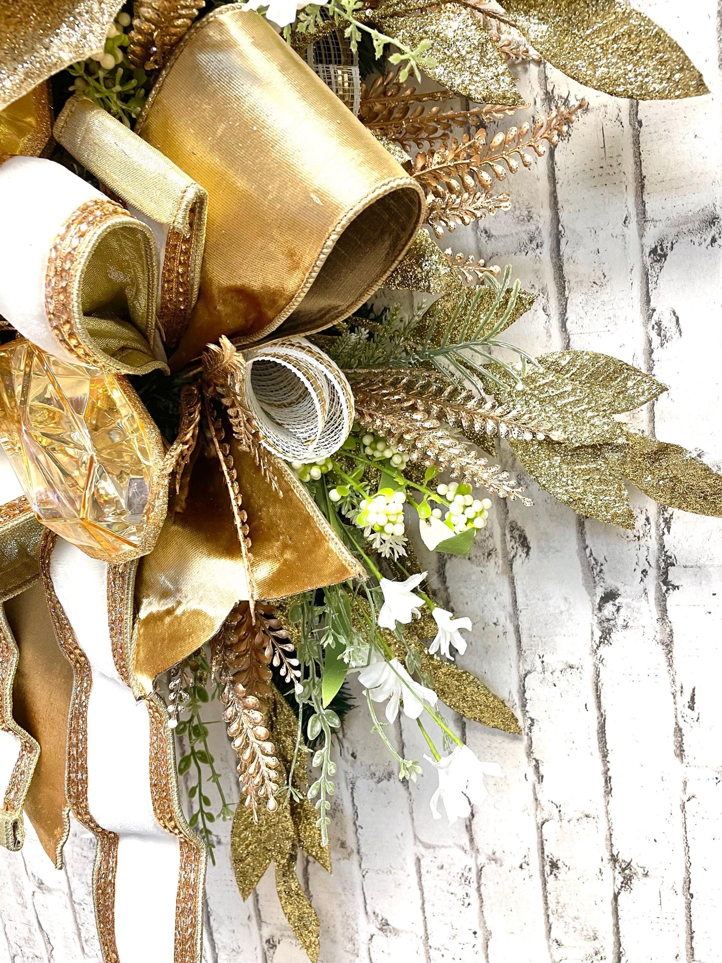 Gold and white glam jewel swag, glam Christmas swag, white and Gold glam Christmas swag, Christmas decor, shipping included in price
