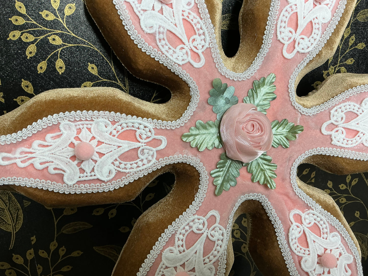 Pink Snowflake, December diamonds, 08-00195