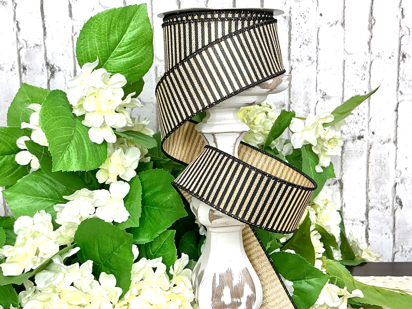 Black and gold horizontal striped ribbon, RGC138908