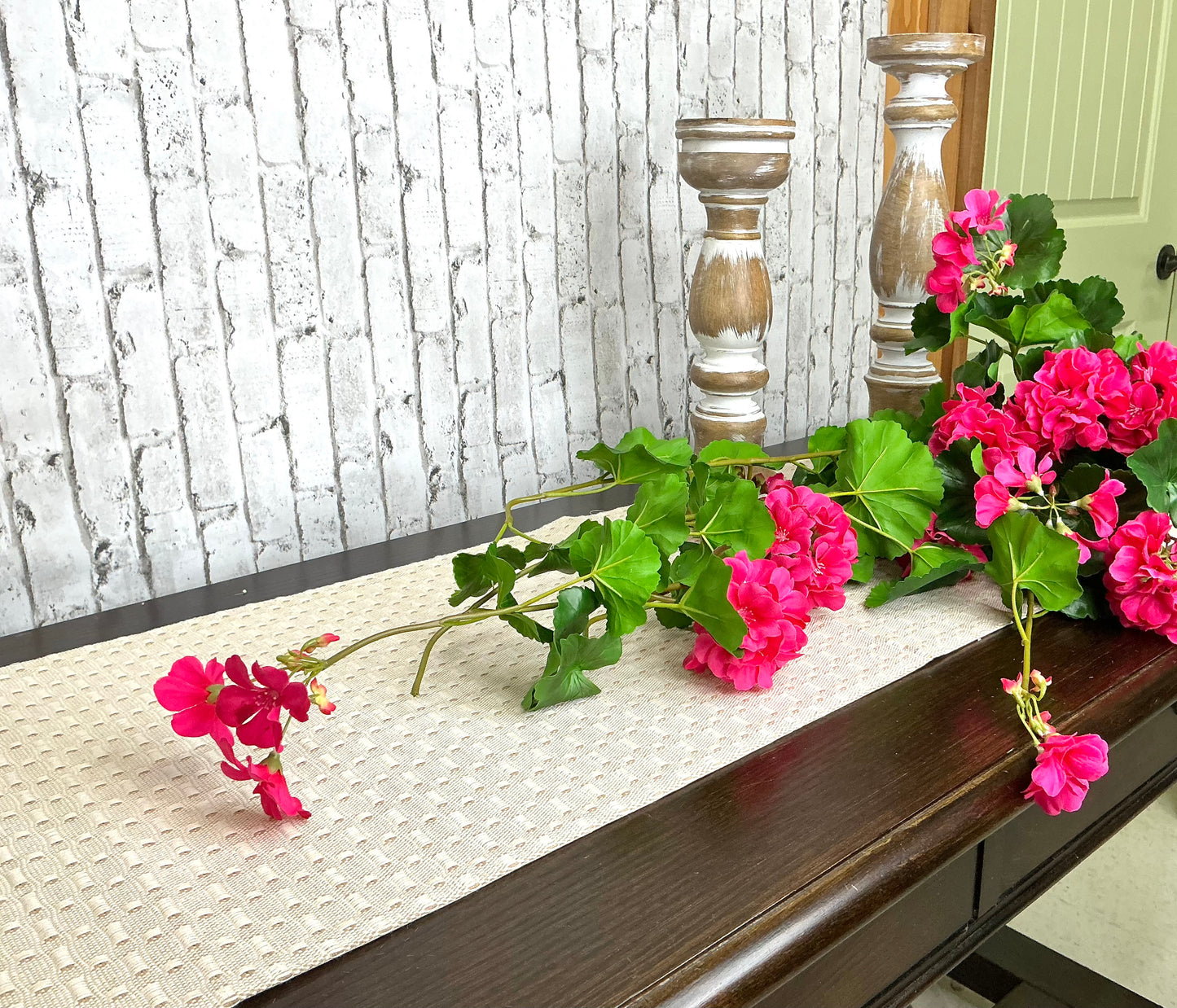 Just Cut Hanging Geranium Plant, MTF24298
