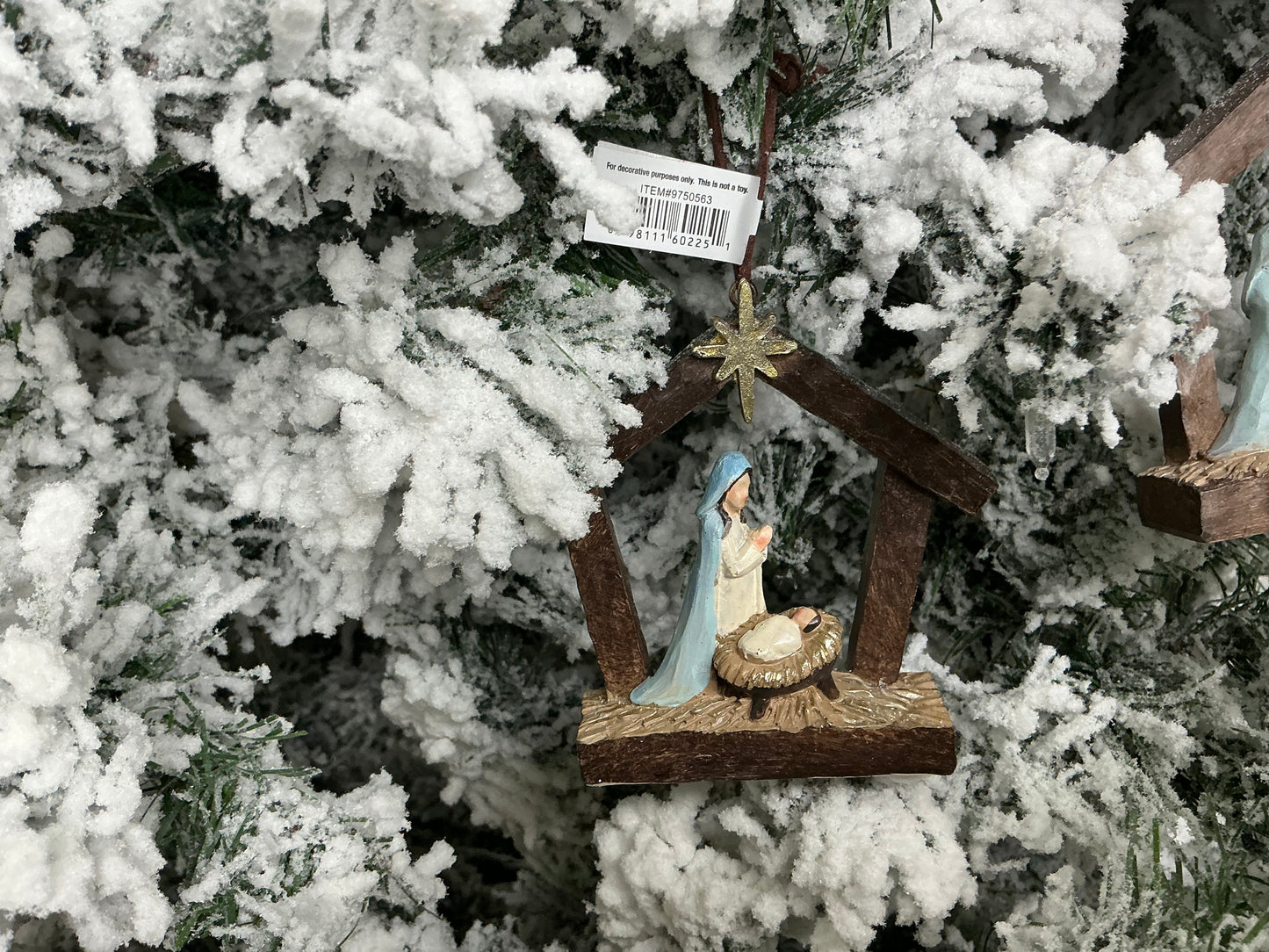 Holy family in stable Ornament, 9750563