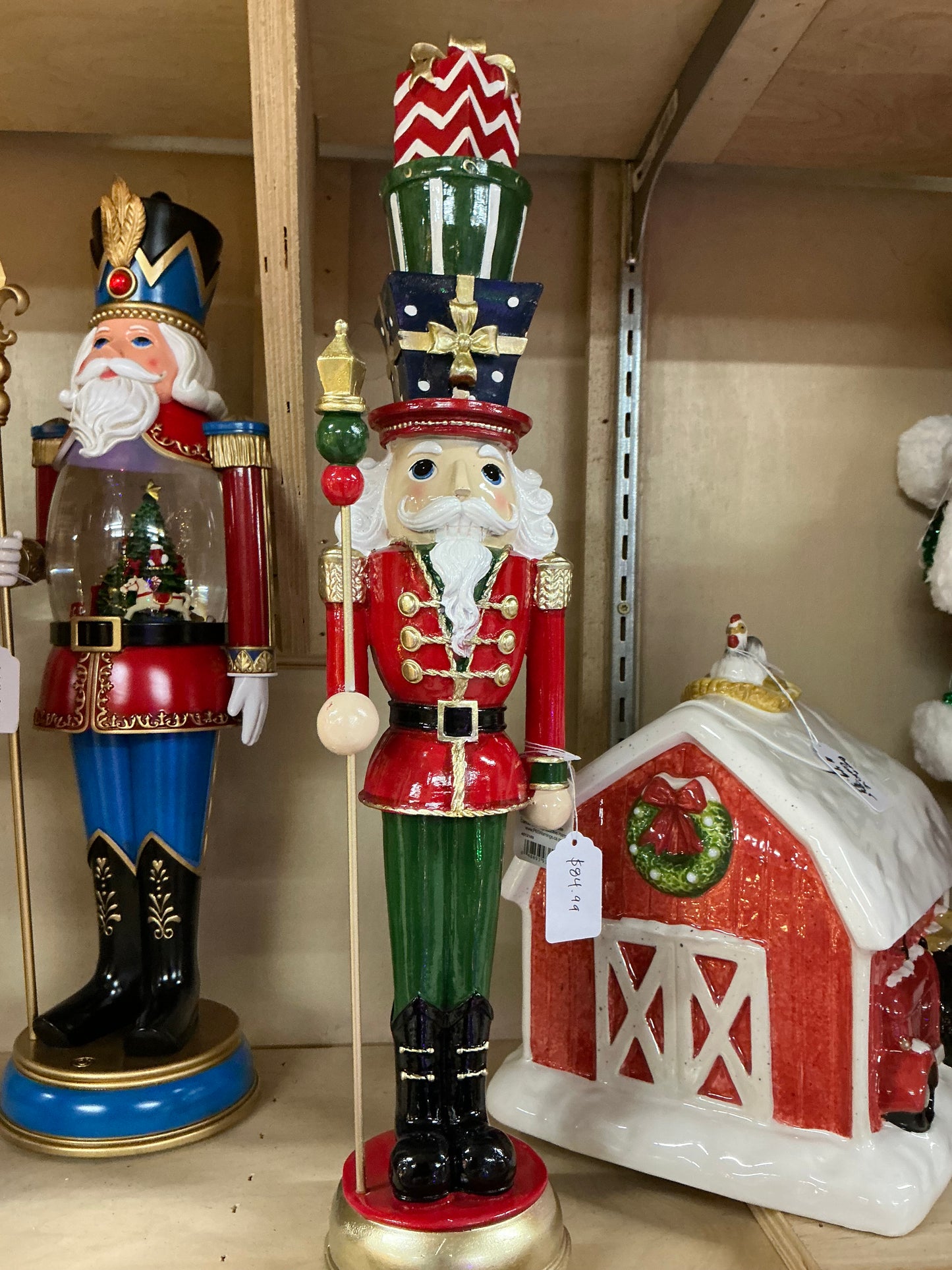 Nutcracker with presents, 4512168